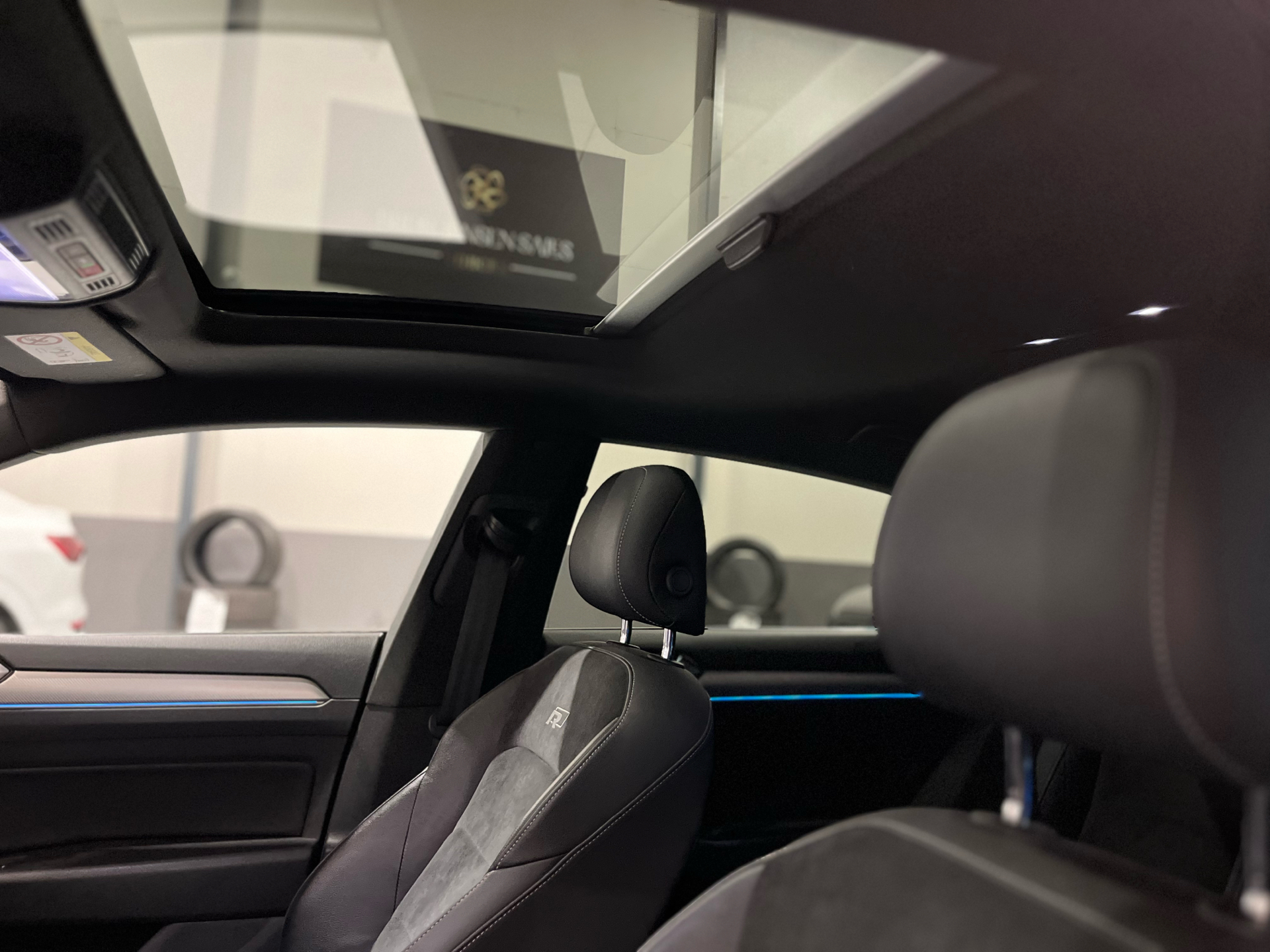 Billede af VW Arteon 2,0 TSI R-Line Business DSG 190HK 5d 7g Aut.
