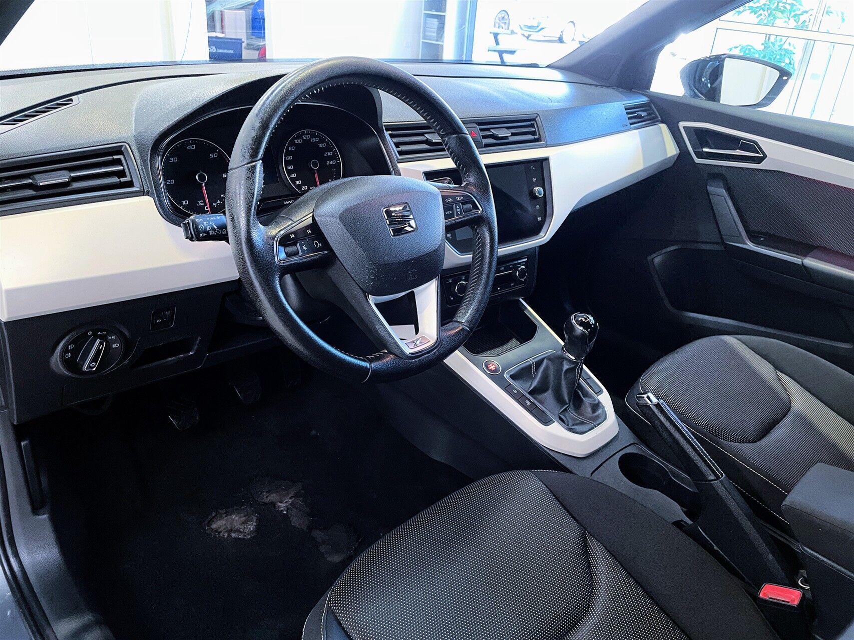 Billede af Seat Arona 1,6 TDI Xcellence Start/Stop 95HK Van