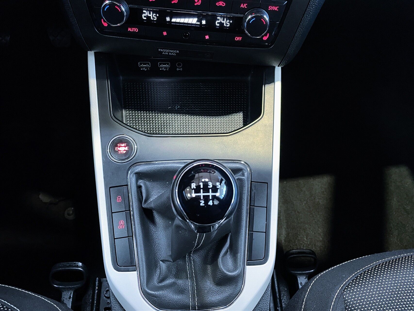 Billede af Seat Arona 1,6 TDI Xcellence Start/Stop 95HK Van