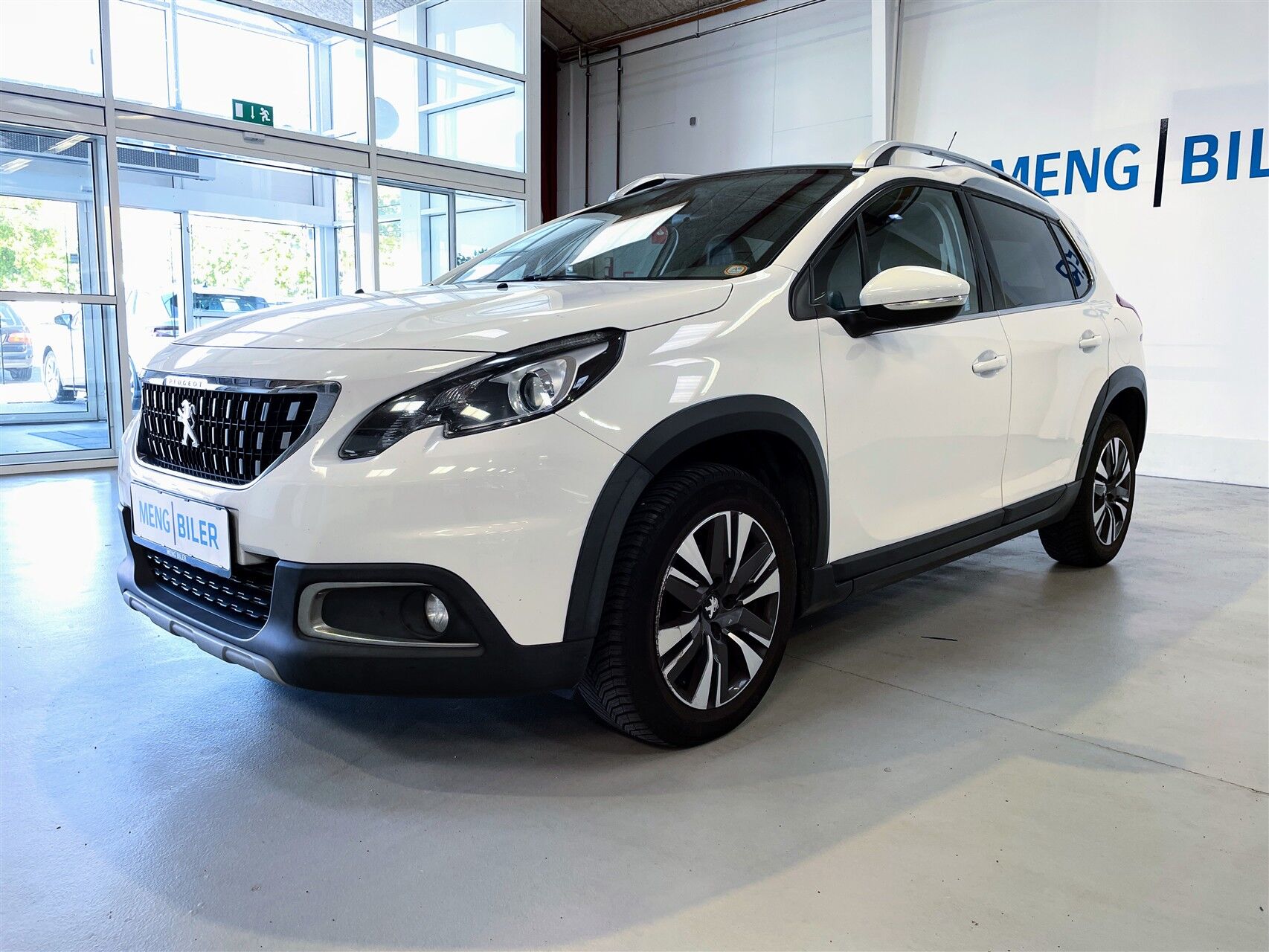 Billede af Peugeot 2008 1,6 BlueHDi Desire Sky X 100HK