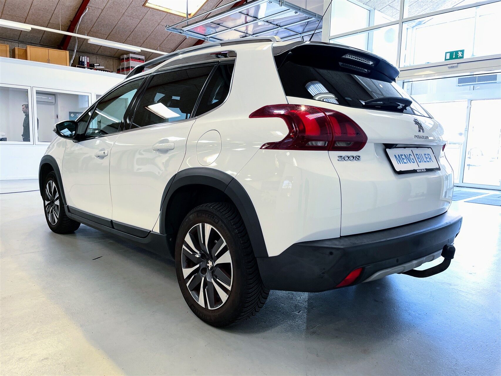 Billede af Peugeot 2008 1,6 BlueHDi Desire Sky X 100HK