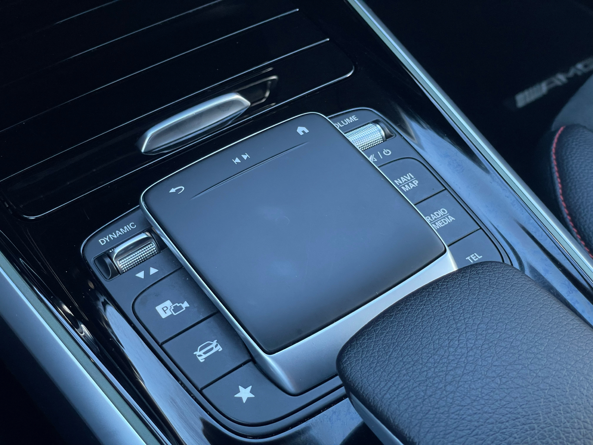 Billede af Mercedes-Benz EQB 350 EL AMG Advance 4Matic 292HK 5d Aut.