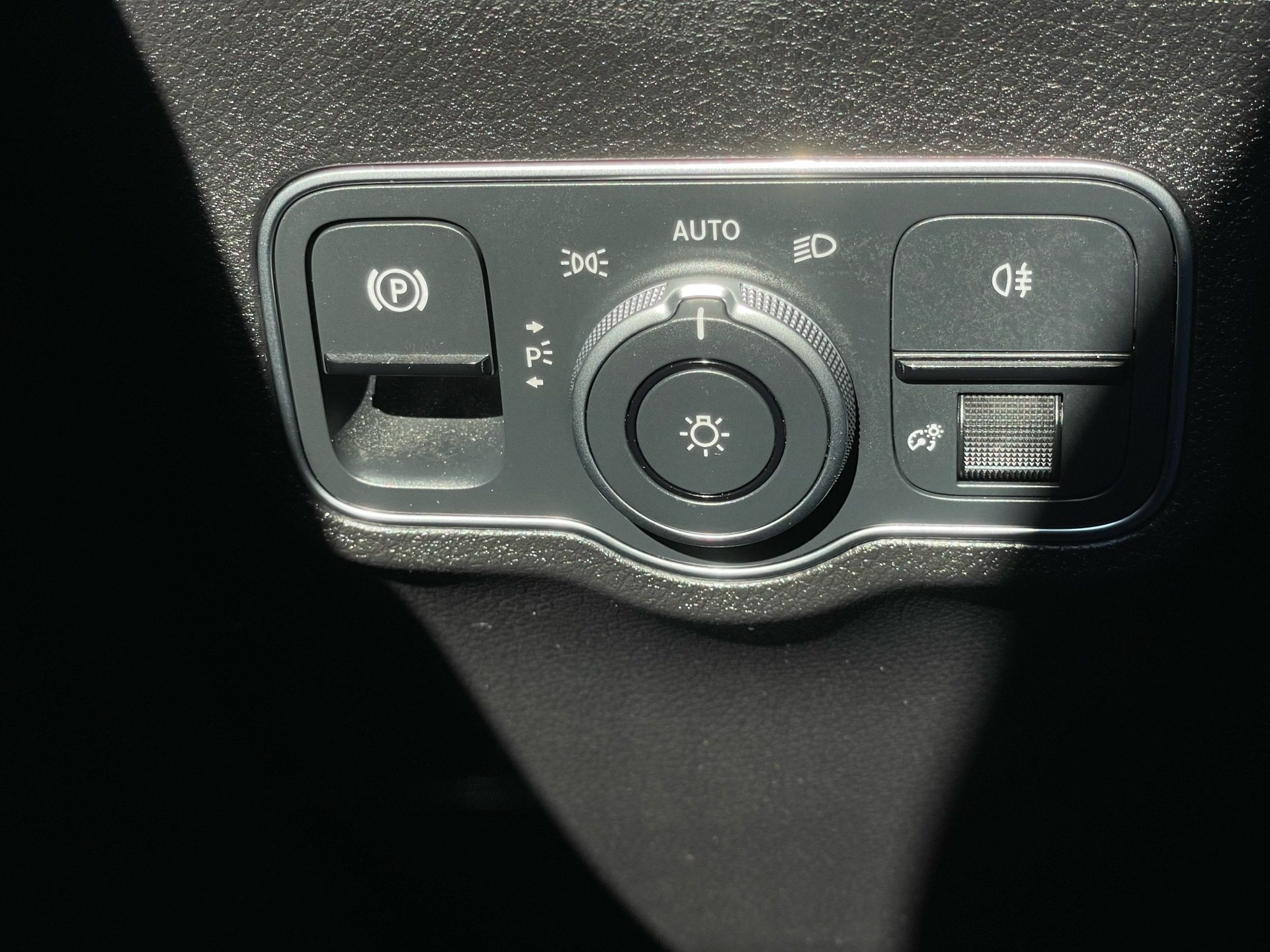 Billede af Mercedes-Benz EQB 350 EL AMG Advance 4Matic 292HK 5d Aut.