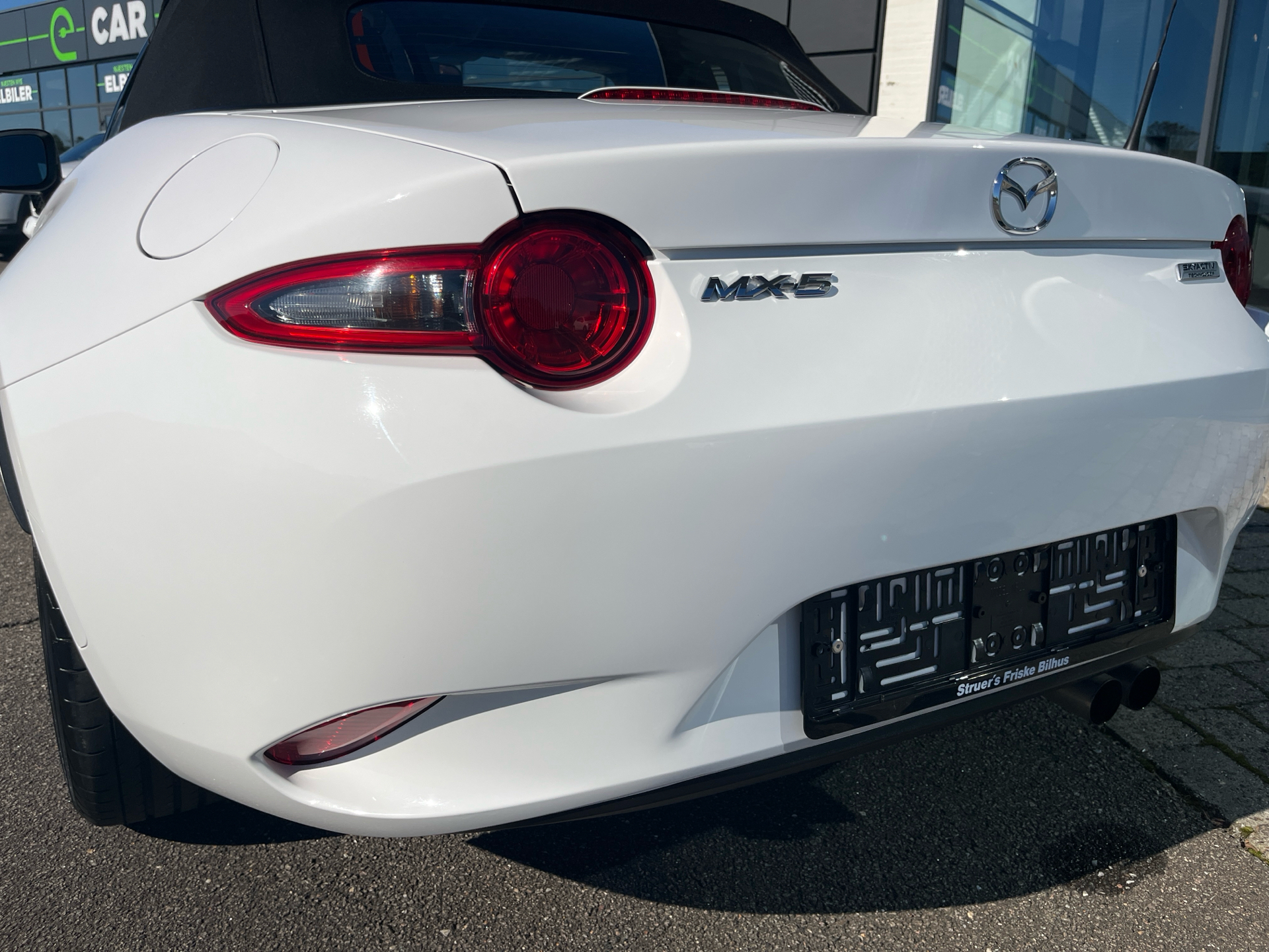 Billede af Mazda MX-5 Roadster 1,5 Skyactiv-G 131HK Cabr. 6g
