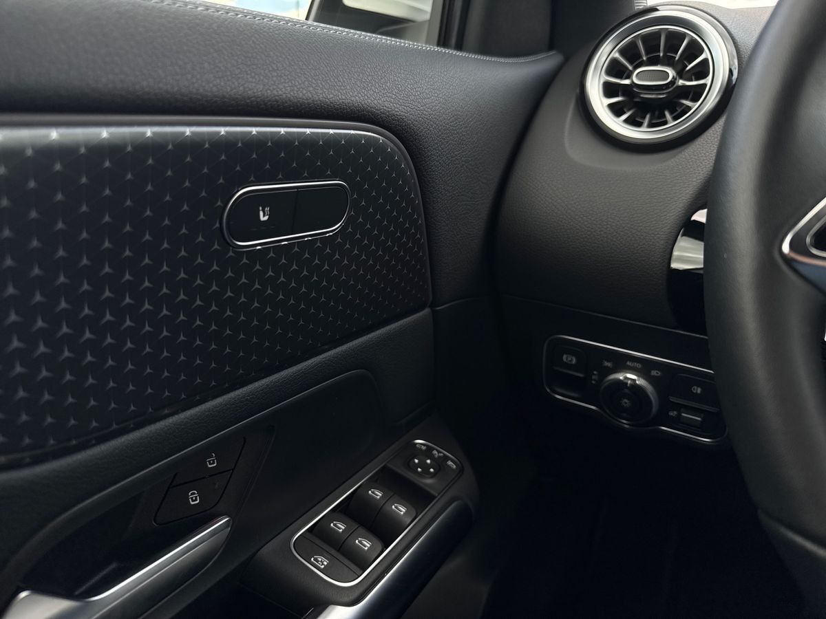 Billede af Mercedes-Benz EQA 300 EL Progressive 4Matic 228HK 5d Aut.