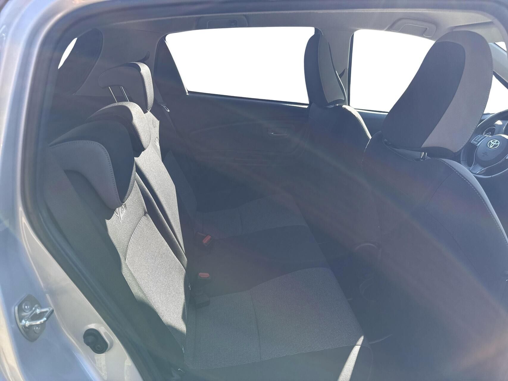 Billede af Toyota Yaris 1,5 Hybrid H3 Y20 E-CVT 100HK 5d Trinl. Gear