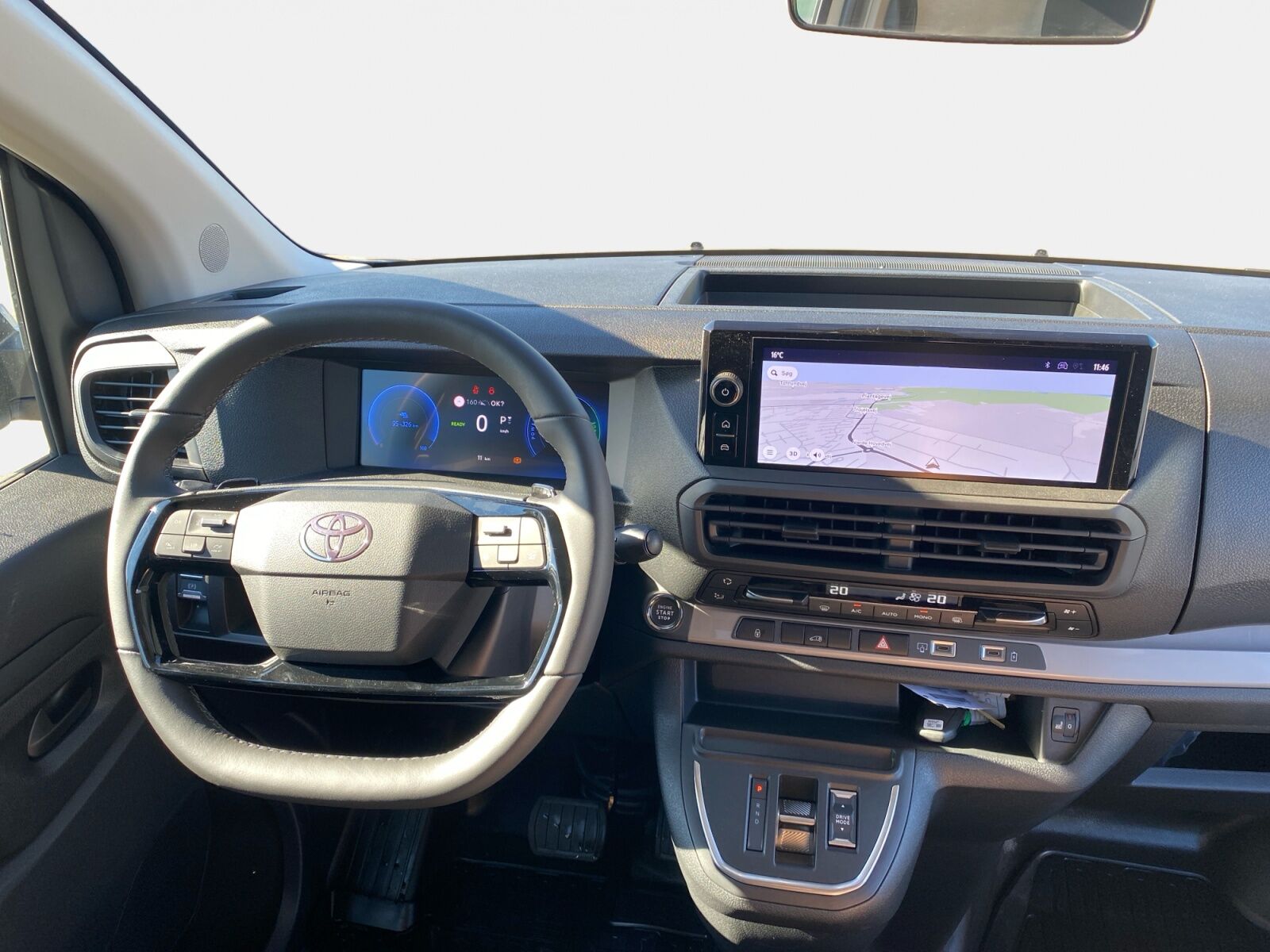 Billede af Toyota Proace Electric Long EL Comfort Master+ m/ 2 Skydedøre 136HK Van Aut.