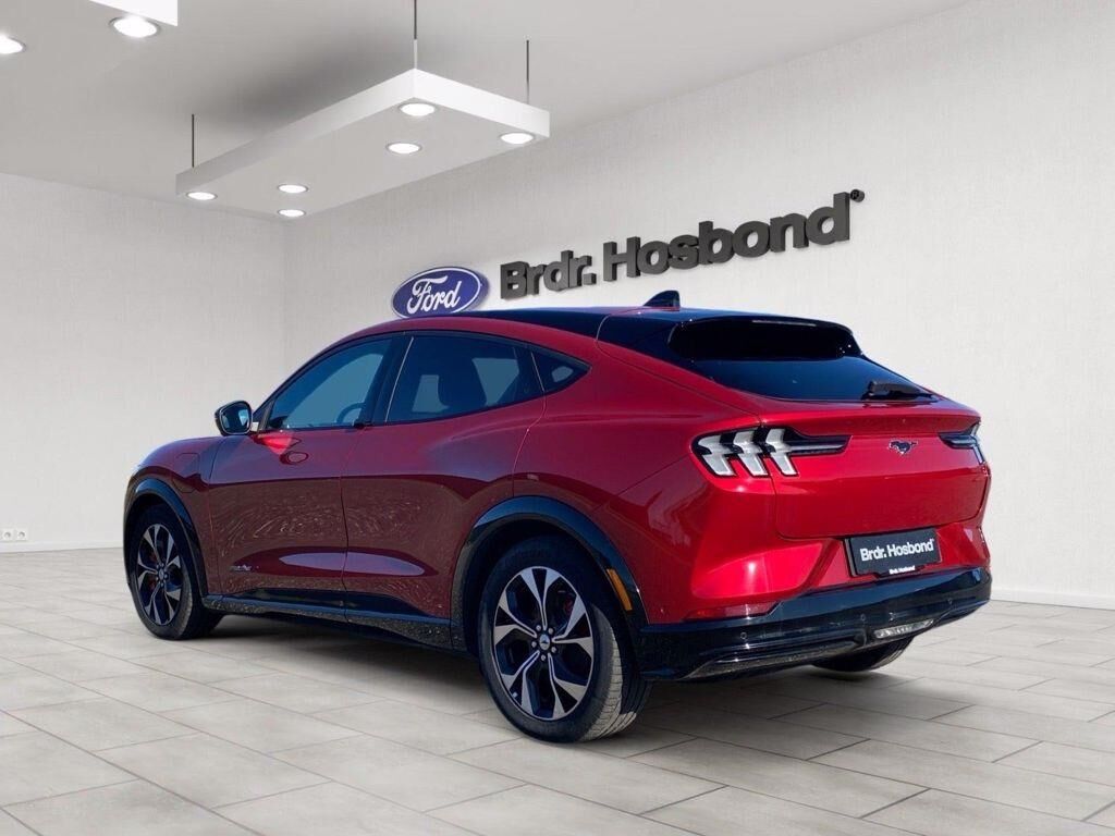 Billede af Ford Mustang Mach-E EL UR Premium 294HK 5d Aut.