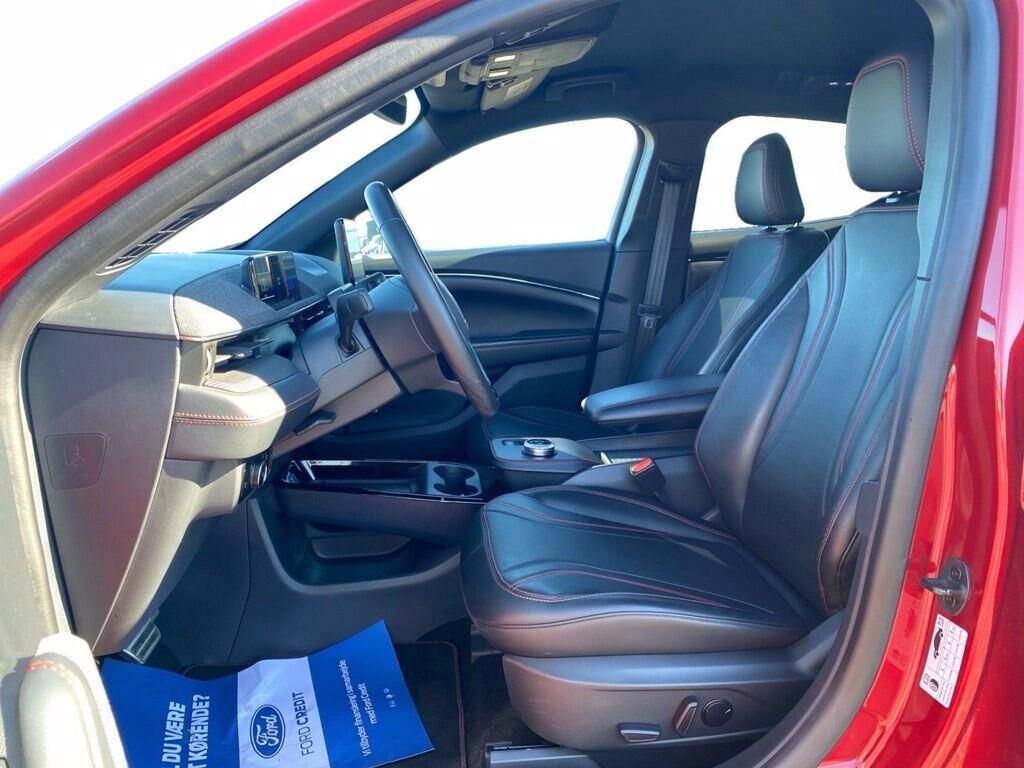 Billede af Ford Mustang Mach-E EL UR Premium 294HK 5d Aut.