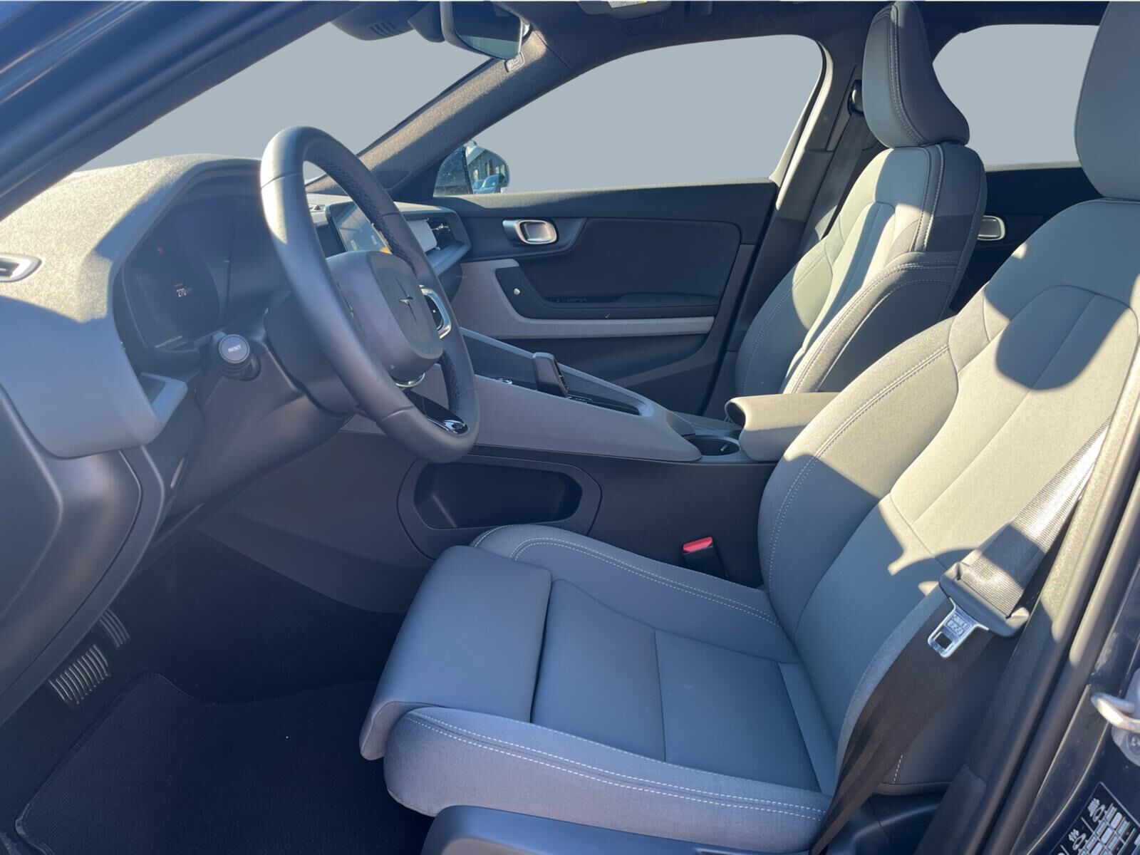 Billede af Polestar 2 EL Long Range Dual motor AWD 421HK 5d Aut.