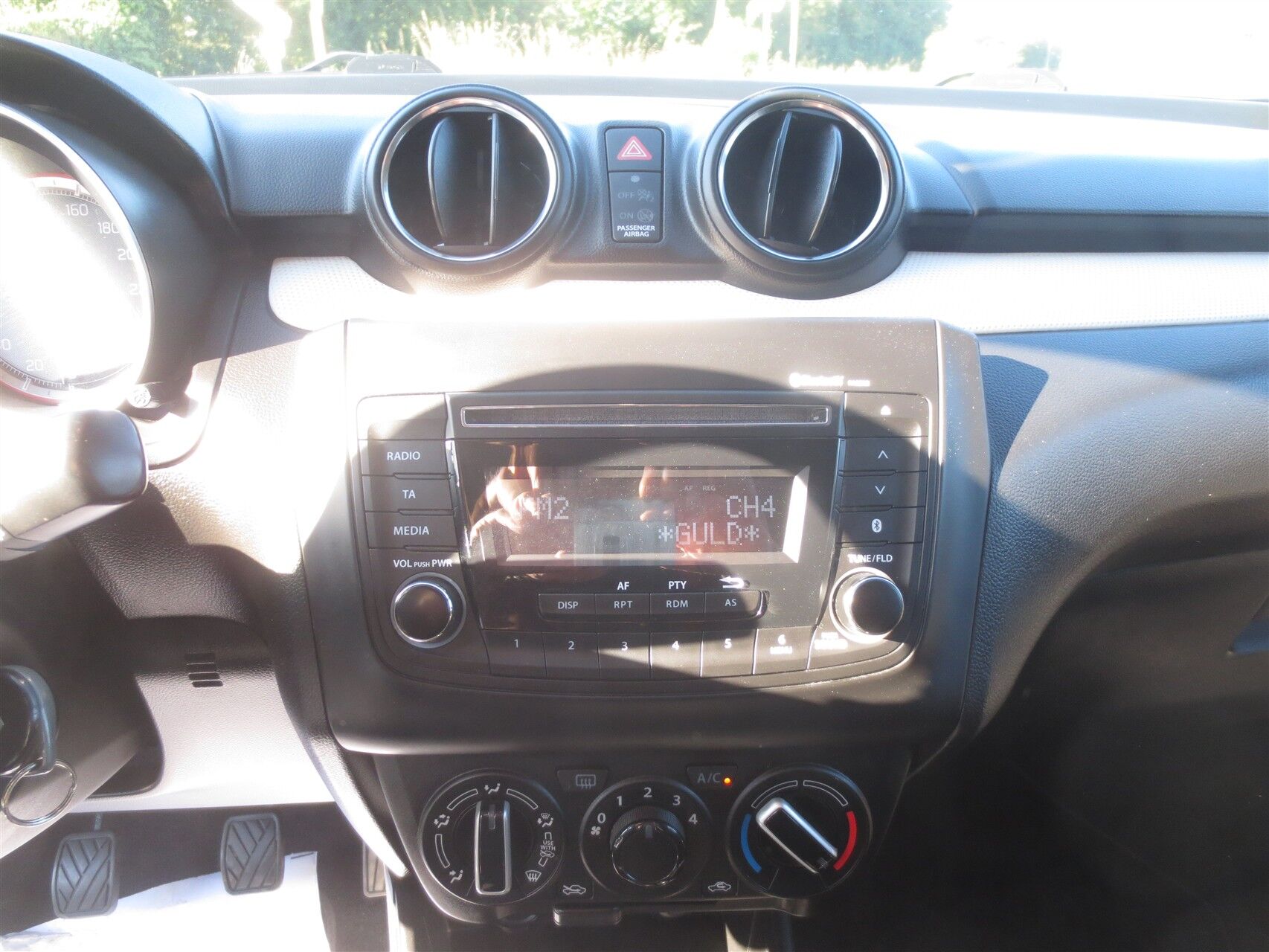 Billede af Suzuki Swift 1,2 Dualjet Club AEB 90HK 5d