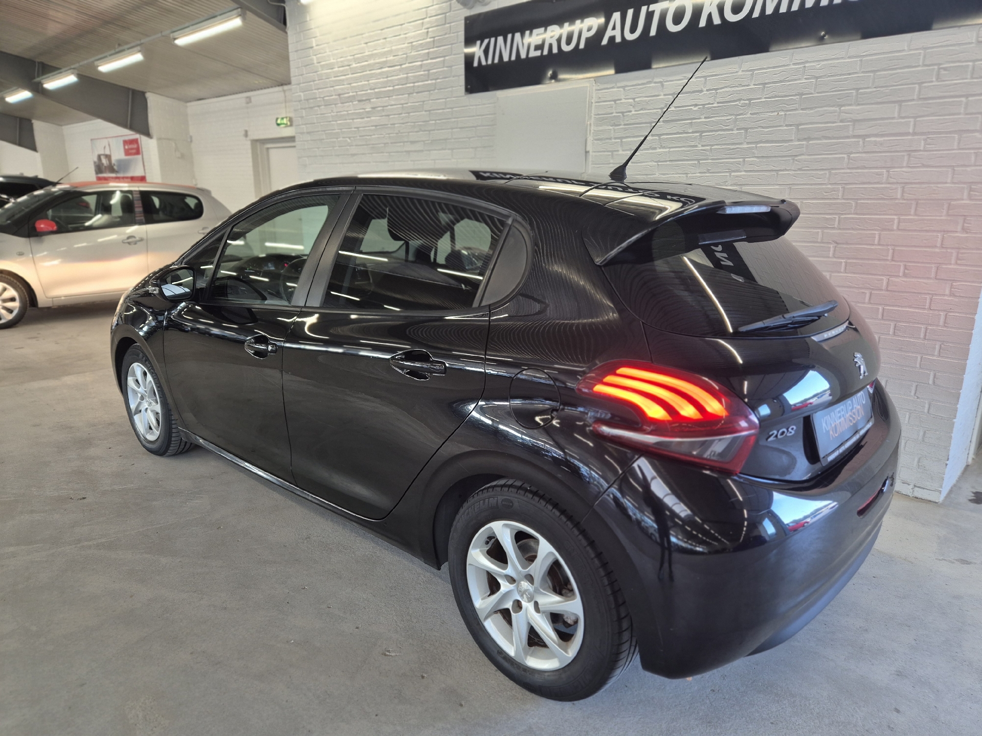 Billede af Peugeot 208 1,6 BlueHDi Envy 100HK 5d