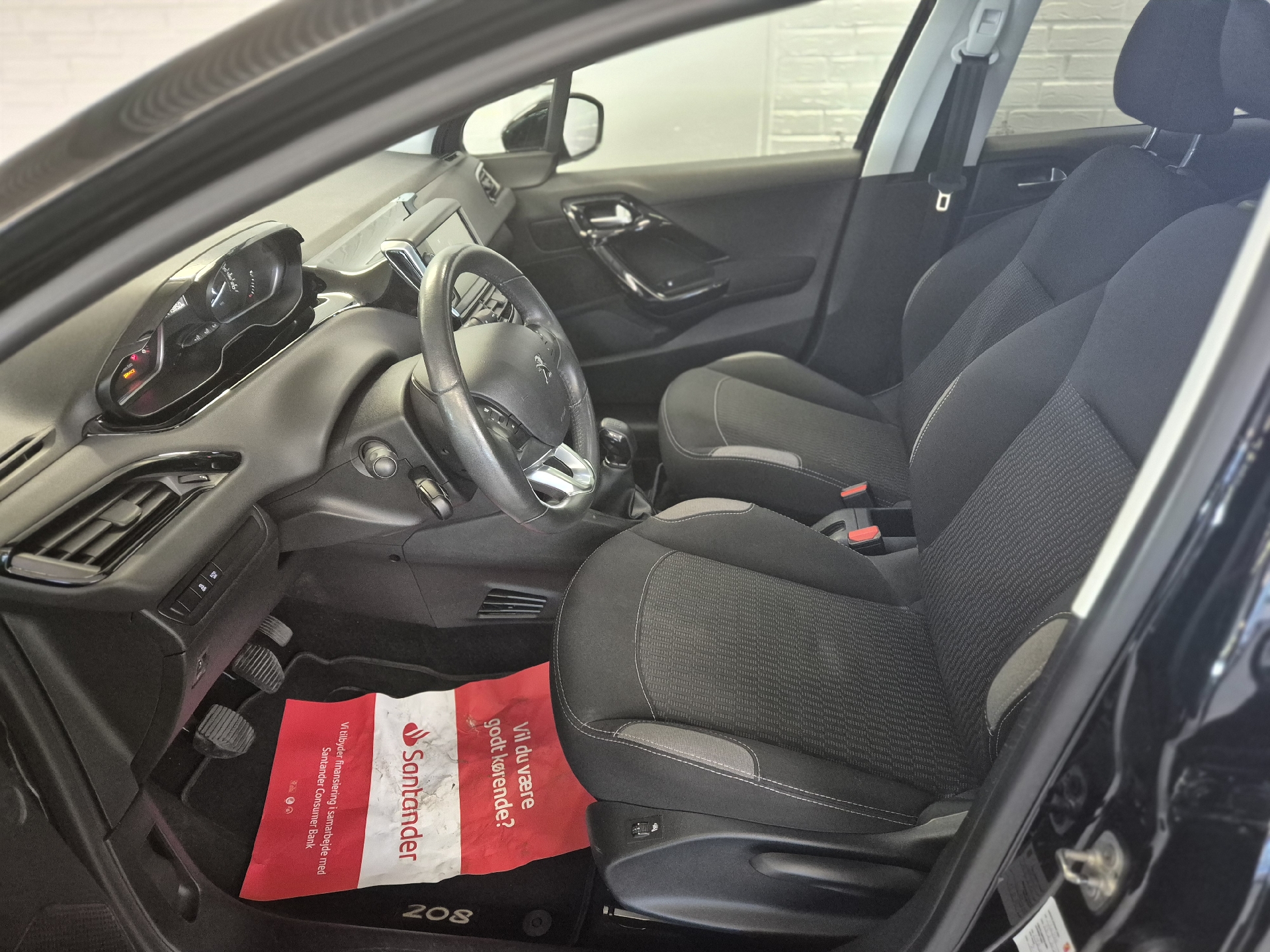 Billede af Peugeot 208 1,6 BlueHDi Envy 100HK 5d