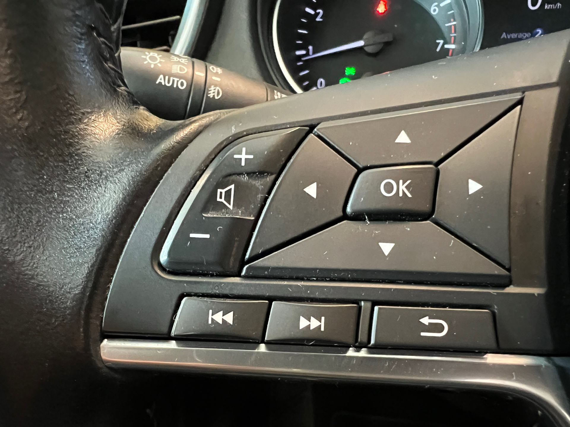 Billede af Nissan Qashqai 1,3 Dig-T Tekna+ 160HK 5d 6g