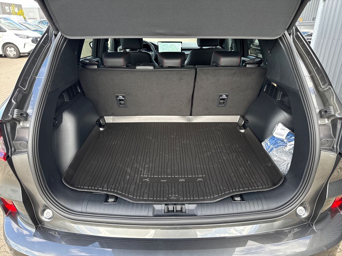 Billede af Ford Kuga 2,5 Plugin-hybrid ST-Line X CVT 243HK 5d Aut.