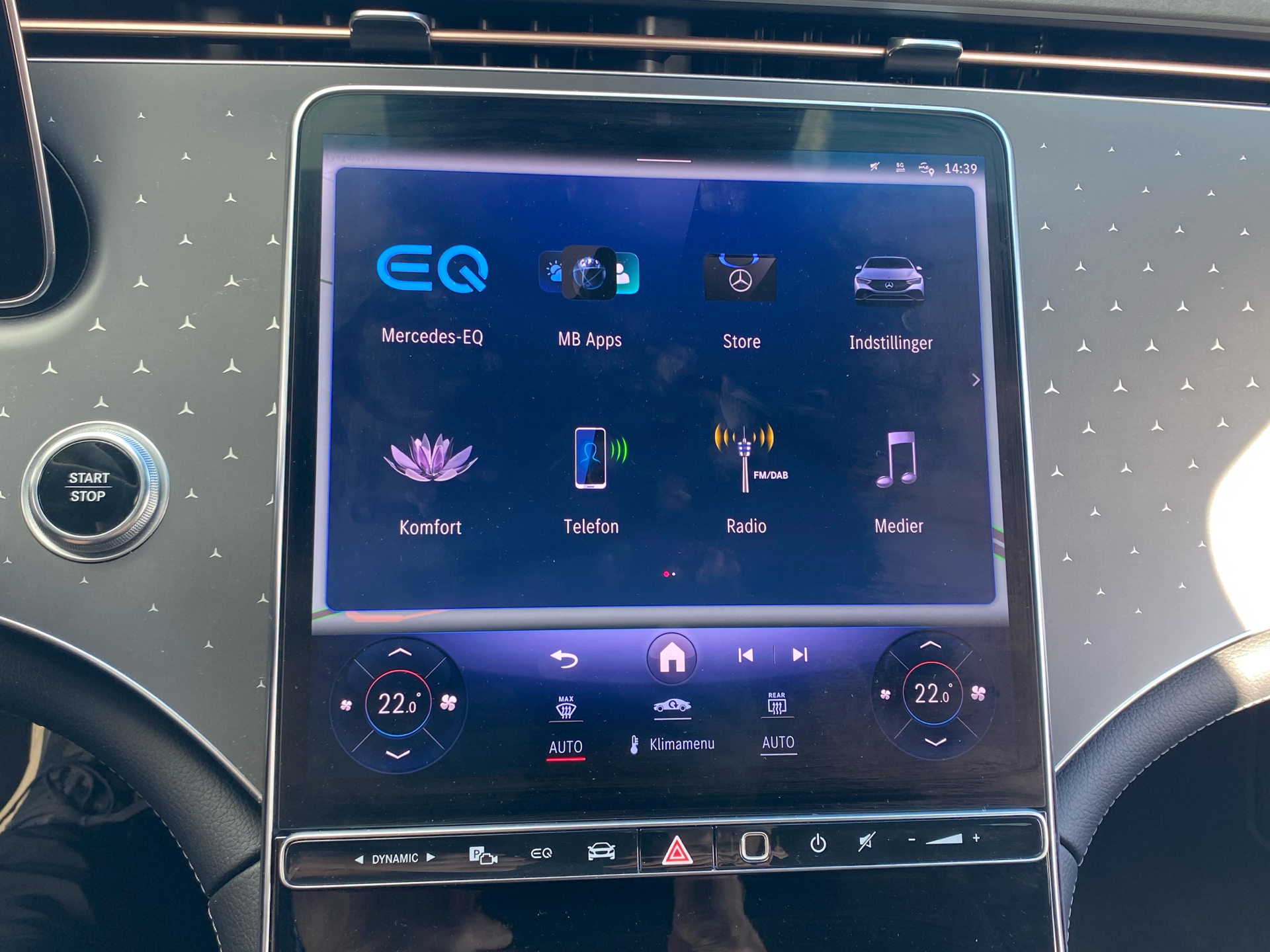 Billede af Mercedes-Benz EQE 300 EL 245HK Aut.