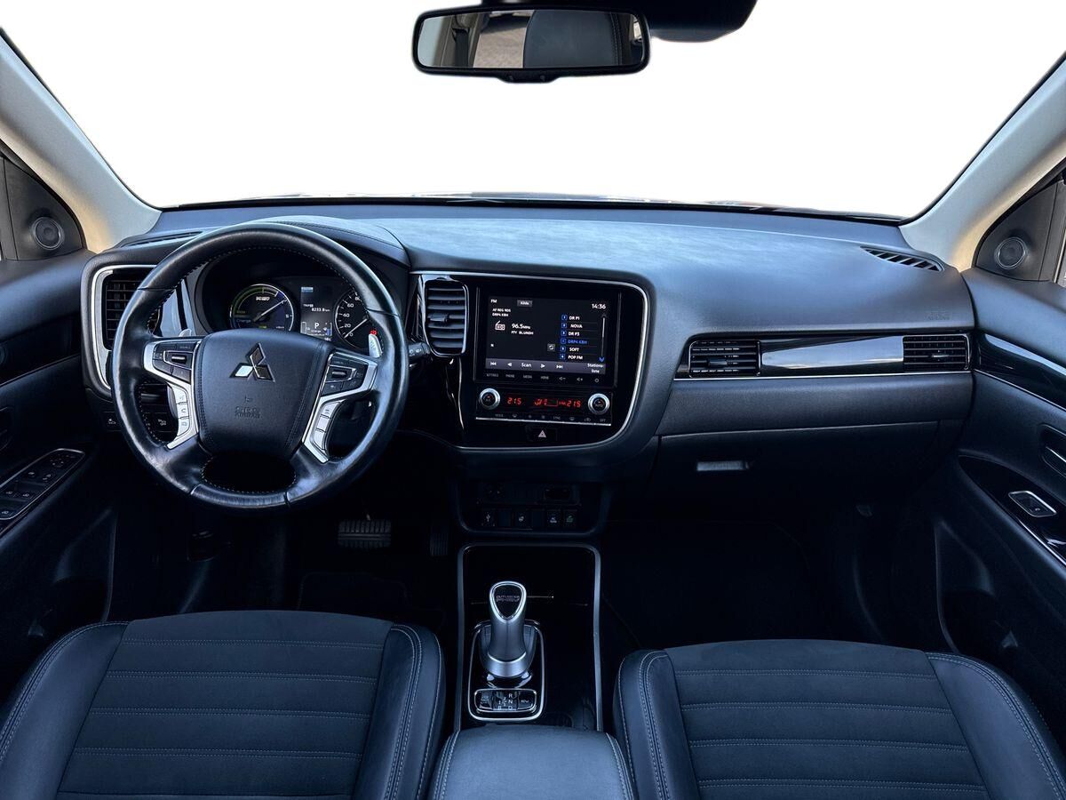 Billede af Mitsubishi Outlander 2,4 PHEV  Plugin-hybrid Intense 4WD 224HK 5d 6g Trinl. Gear