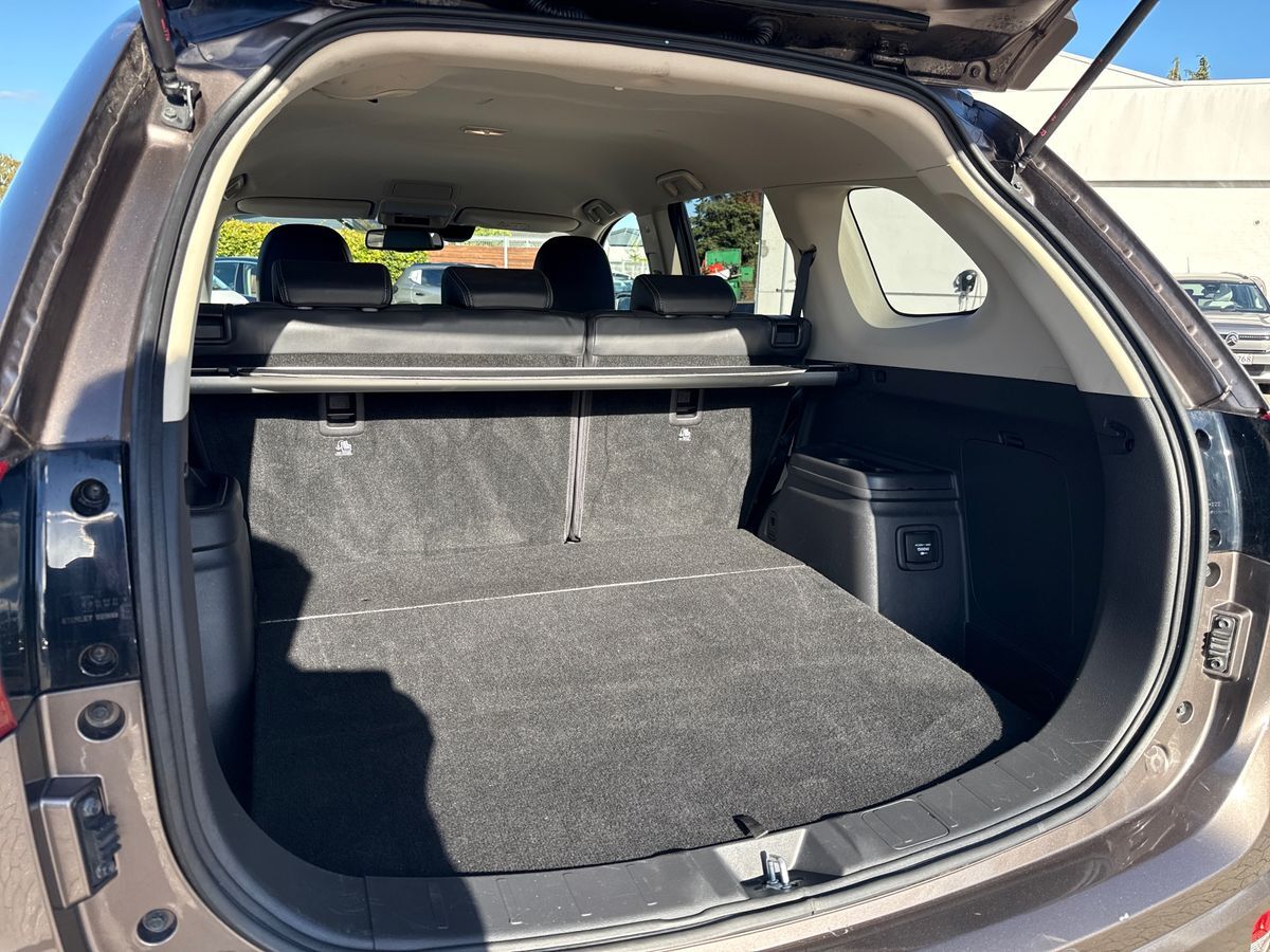 Billede af Mitsubishi Outlander 2,4 PHEV  Plugin-hybrid Intense 4WD 224HK 5d 6g Trinl. Gear