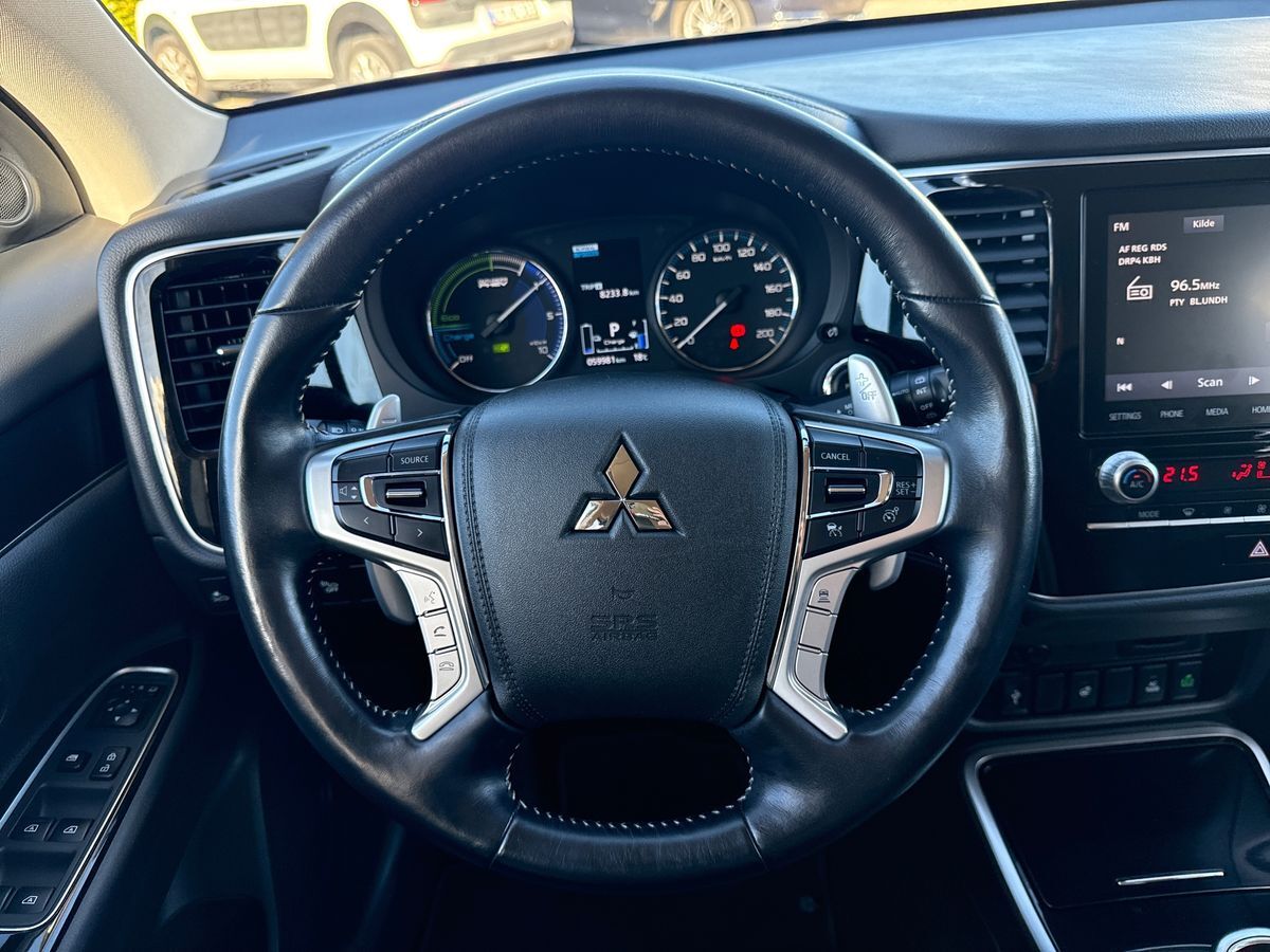 Billede af Mitsubishi Outlander 2,4 PHEV  Plugin-hybrid Intense 4WD 224HK 5d 6g Trinl. Gear