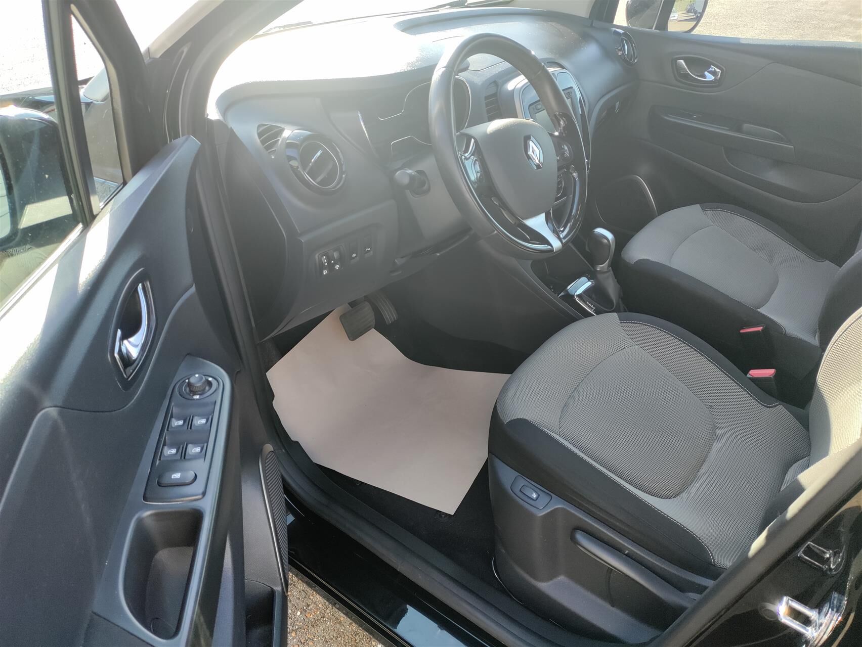 Billede af Renault Captur 1,5 DCI Dynamique EDC 90HK 5d 6g Aut.