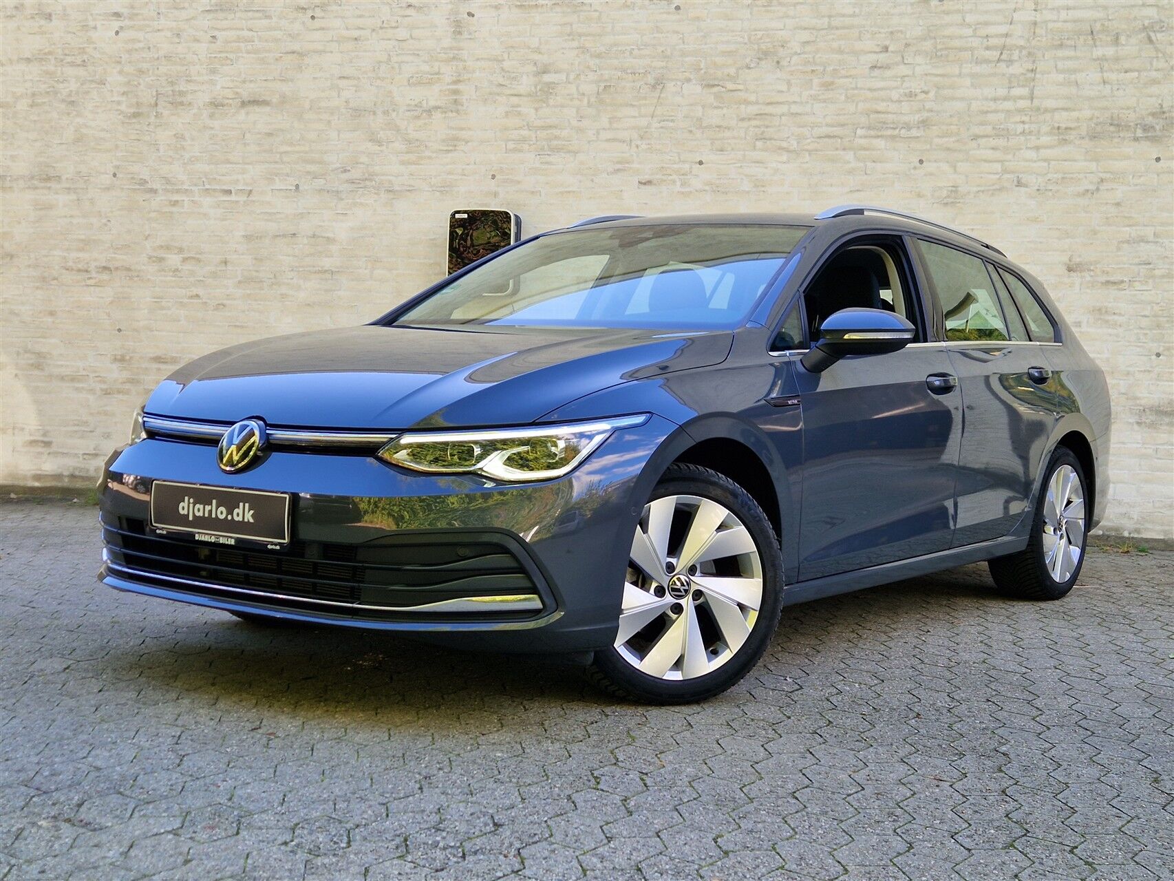 Billede af VW Golf Variant 1,5 eTSI  Mild hybrid Style DSG 150HK Stc 7g Aut.