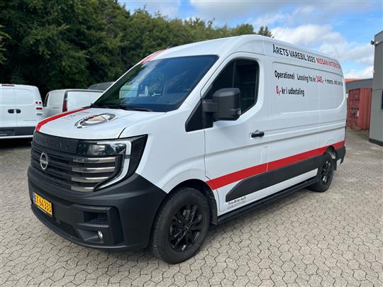 Nissan Interstar L2H2 2,0 DCi Tekna 150HK Van 6g