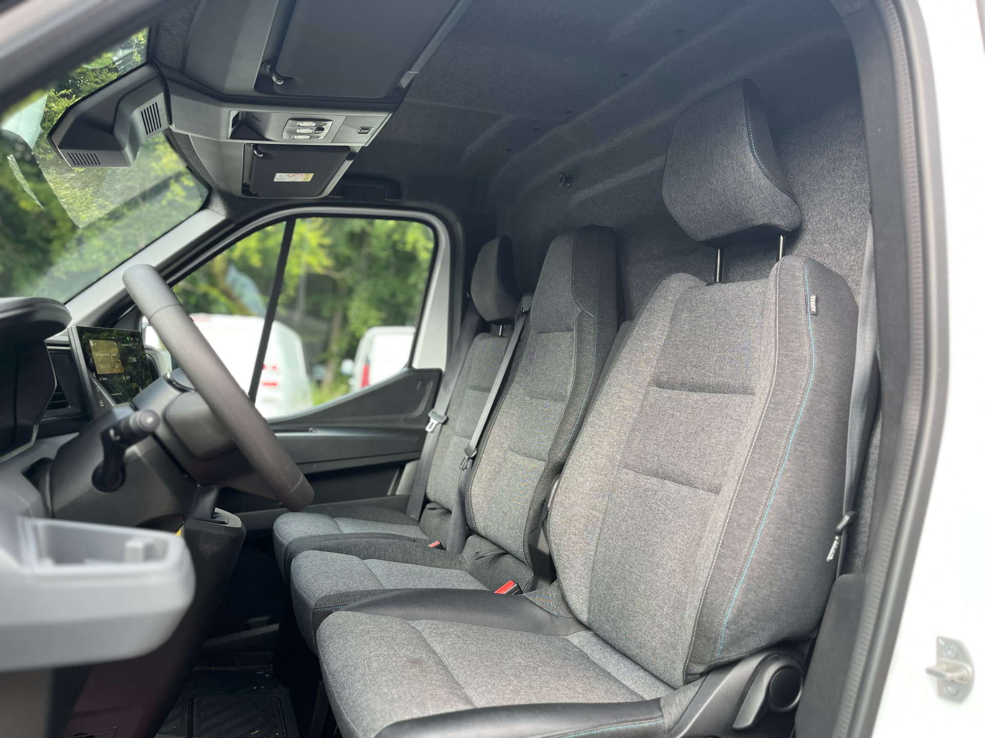 Billede af Nissan Interstar L2H2 2,0 DCi Tekna 150HK Van 6g