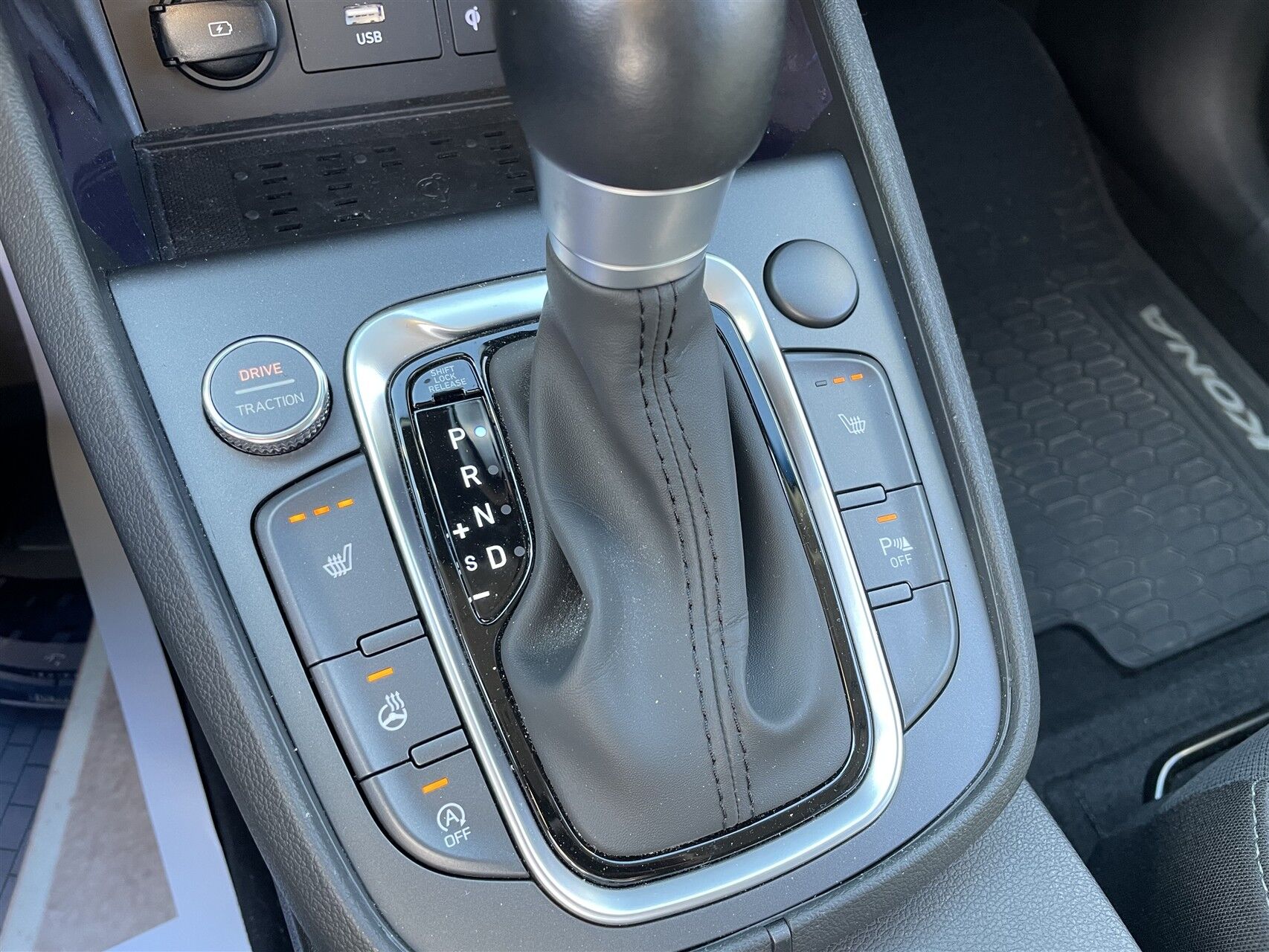 Billede af Hyundai Kona 1,0 T-GDI Essential DCT 120HK 5d 7g Aut.