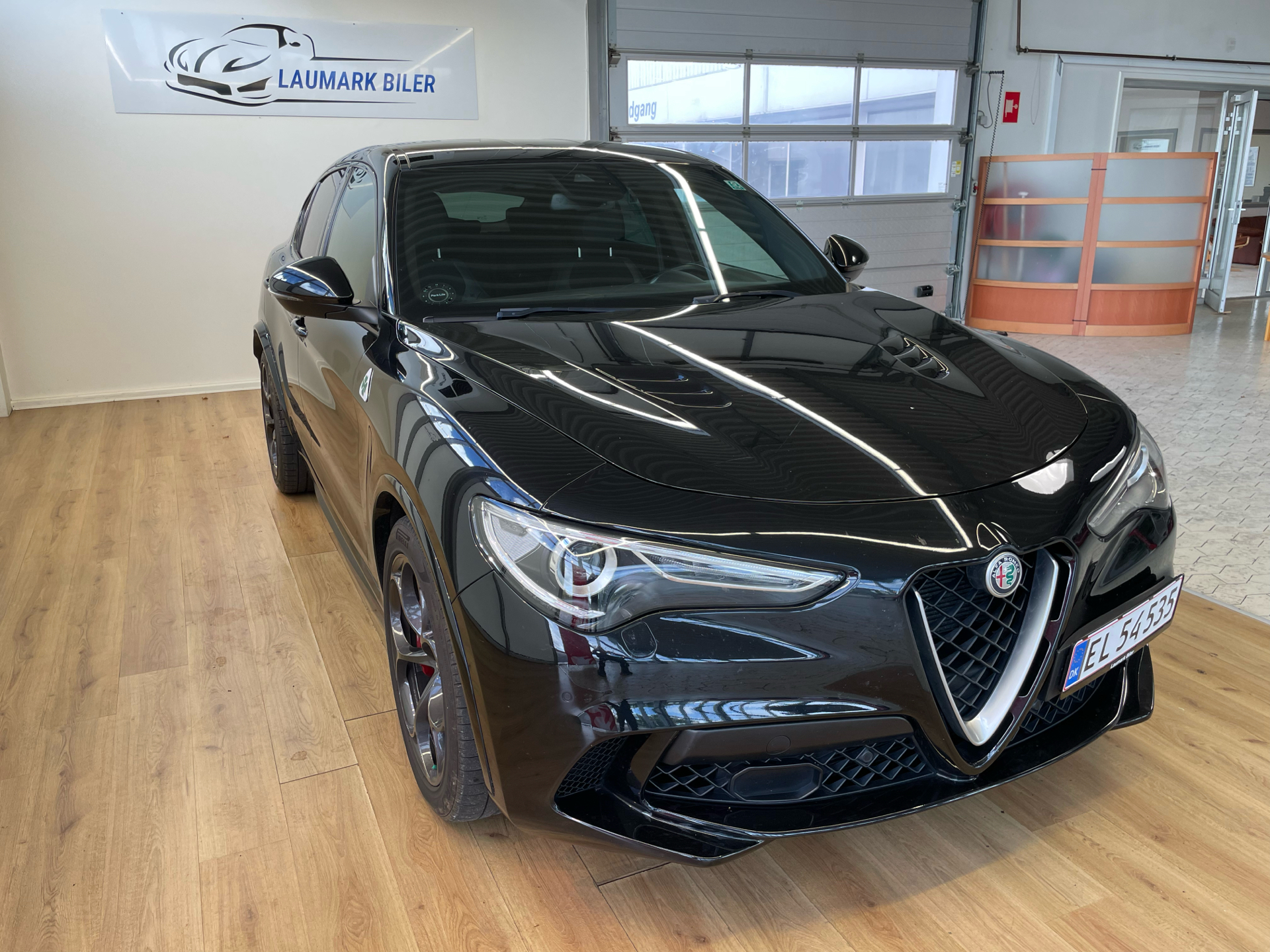 Billede af Alfa Romeo Stelvio 2,9 Bi-Turbo V6 Quadrifoglio 510HK 5d 8g Aut.