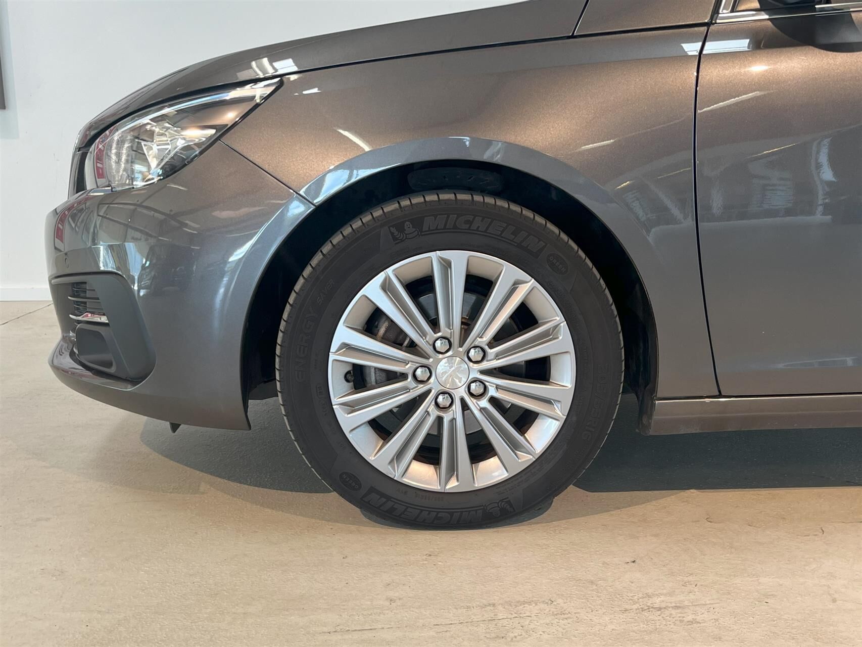 Billede af Peugeot 308 SW 1,5 BlueHDi Prestige EAT6 130HK Stc 6g Aut.