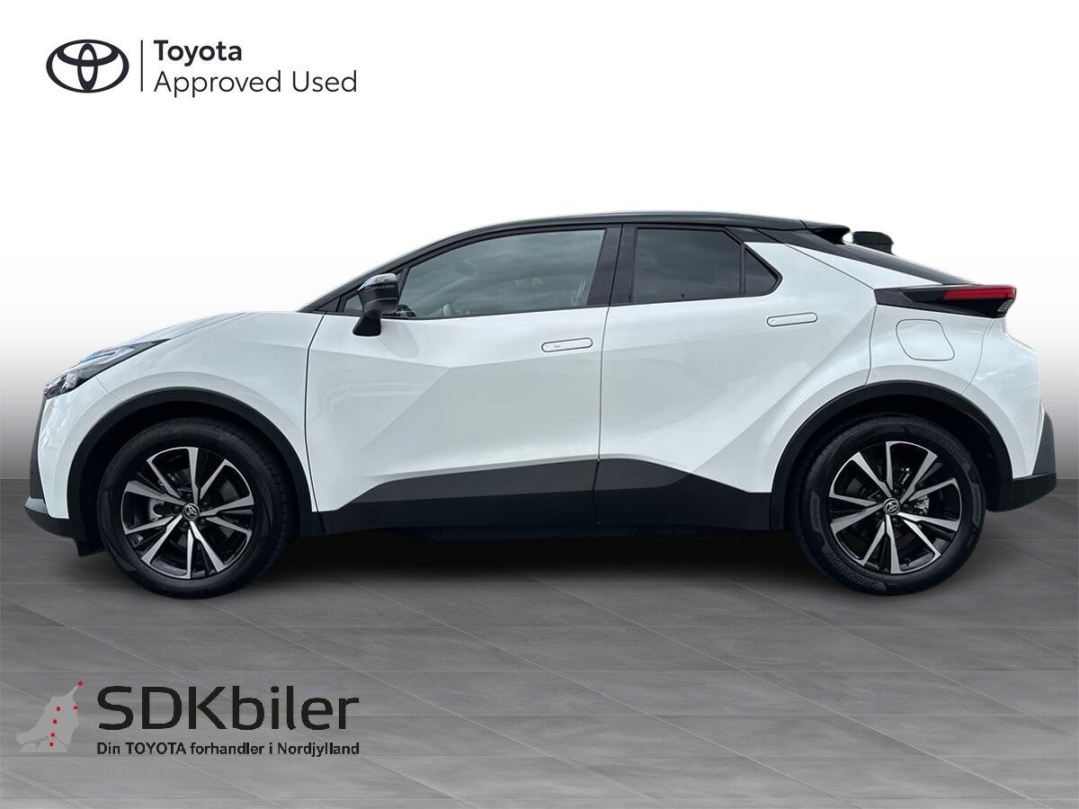 Billede af Toyota C-HR 2,0 Plugin-hybrid Style Smart Bi-tone E-CVT 223HK 5d Trinl. Gear