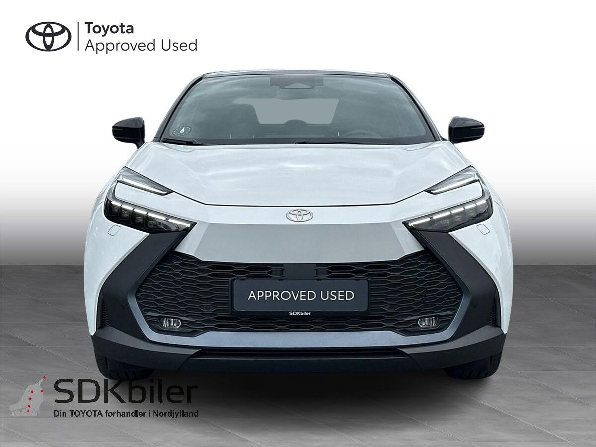 Billede af Toyota C-HR 2,0 Plugin-hybrid Style Smart Bi-tone E-CVT 223HK 5d Trinl. Gear