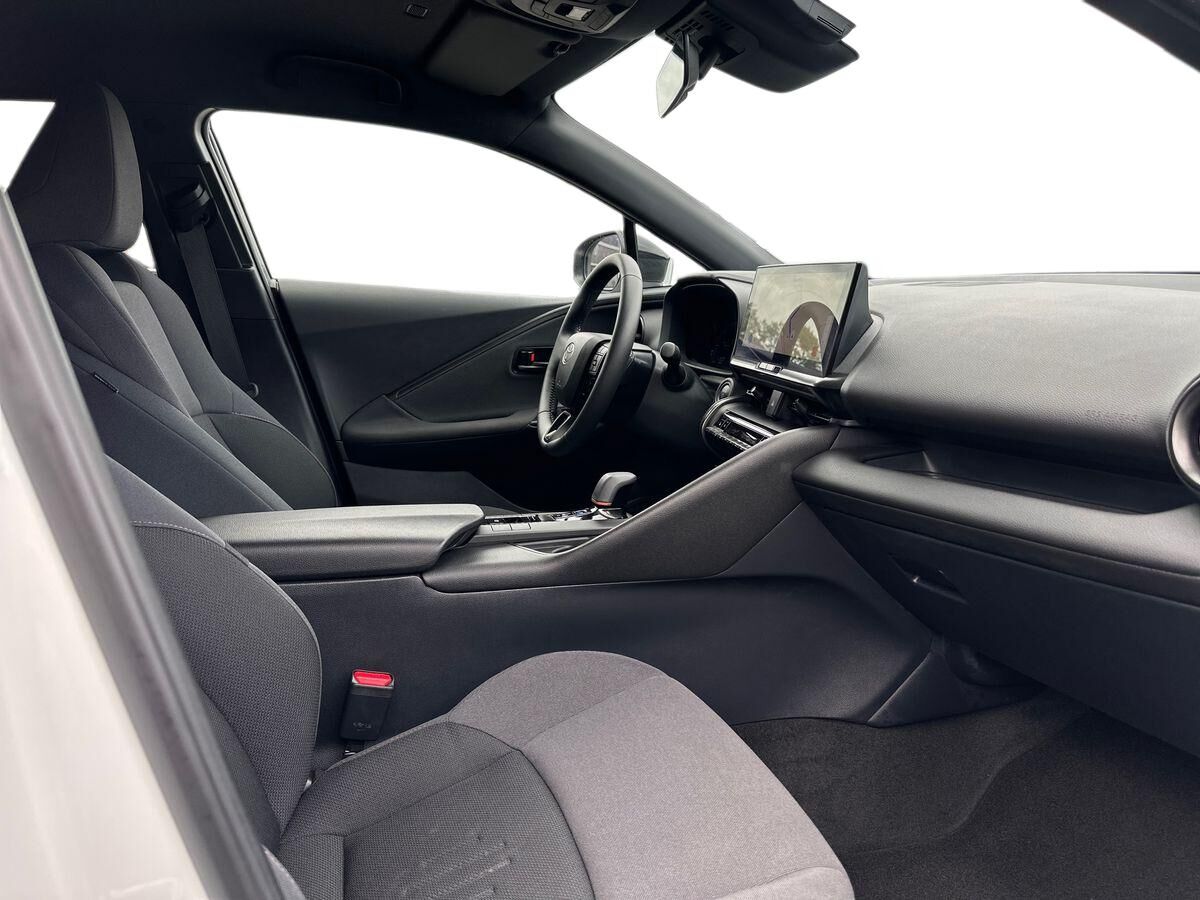 Billede af Toyota C-HR 2,0 Plugin-hybrid Style Smart Bi-tone E-CVT 223HK 5d Trinl. Gear