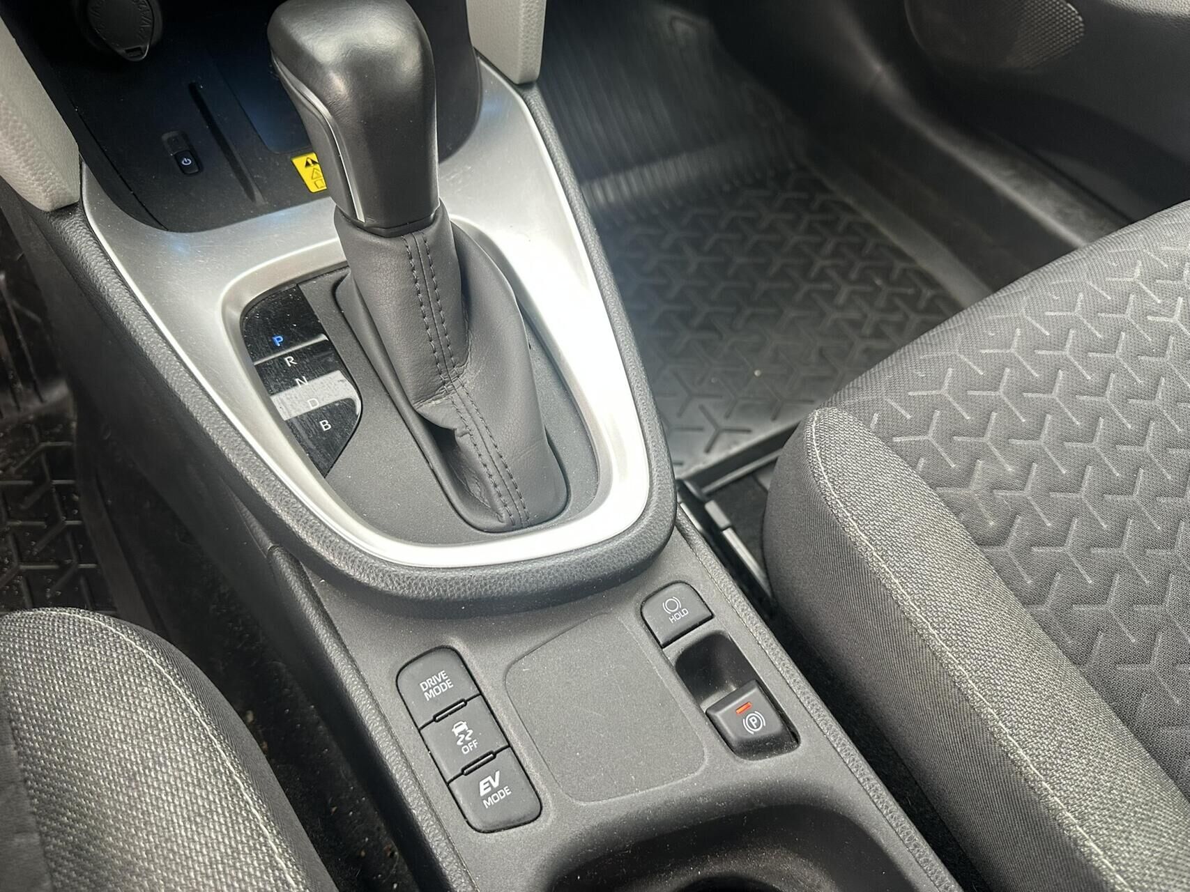 Billede af Toyota Yaris Cross 1,5 Hybrid Active Technology 116HK 5d Trinl. Gear