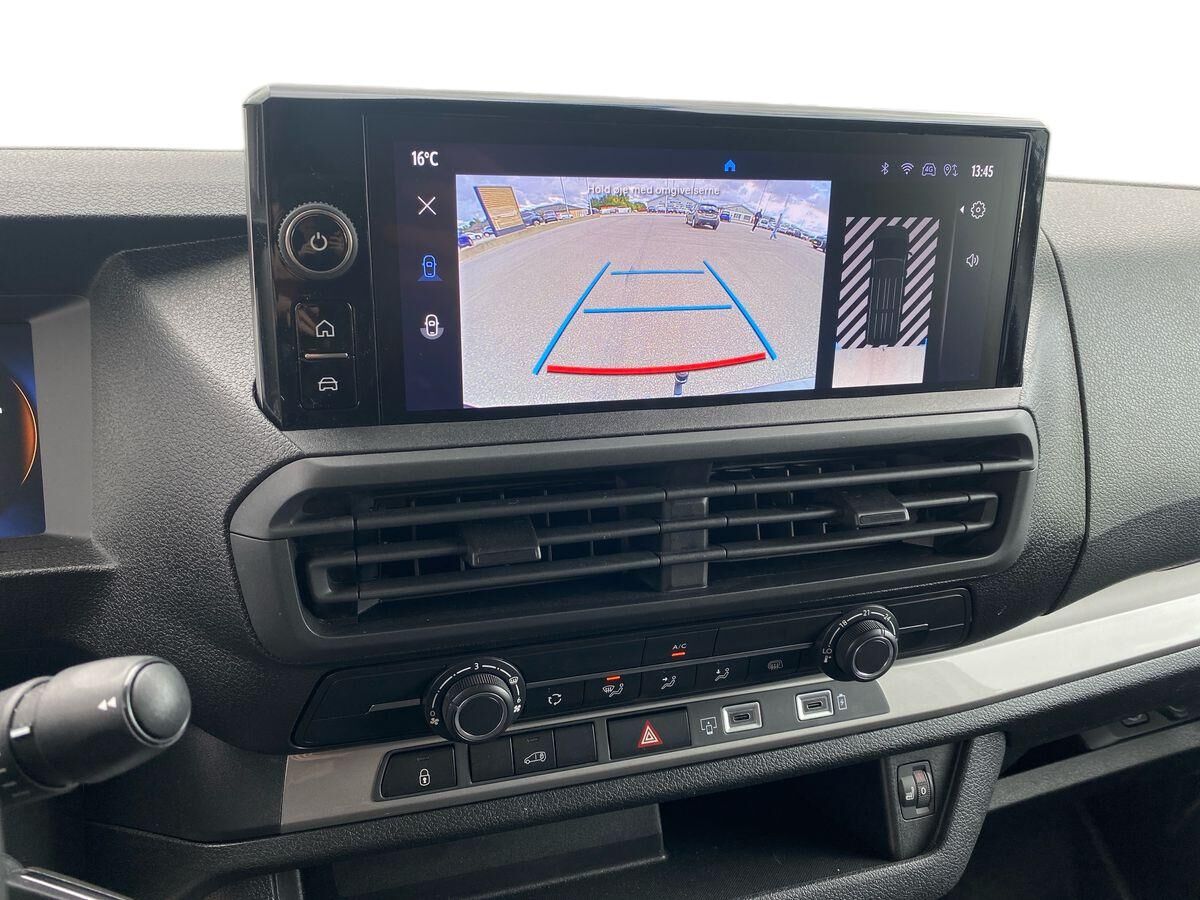 Billede af Toyota Proace Long 2,0 D Comfort Master To skydedør 144HK Van 8g Aut.