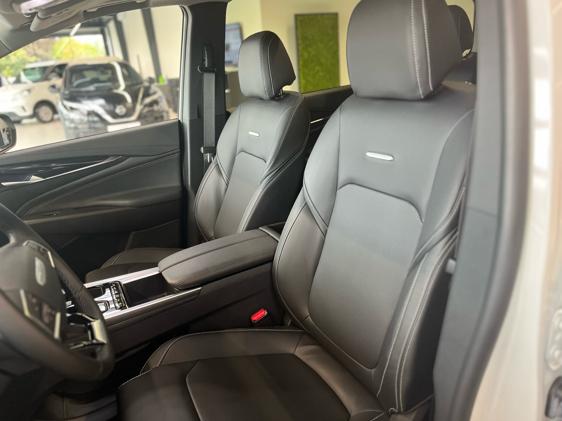 Billede af Maxus Euniq 5 6 Sæder EL 177HK Aut.