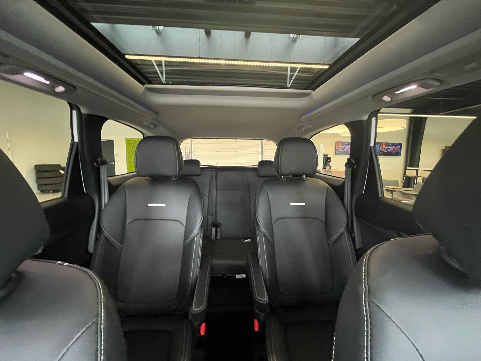 Billede af Maxus Euniq 5 6 Sæder EL 177HK Aut.