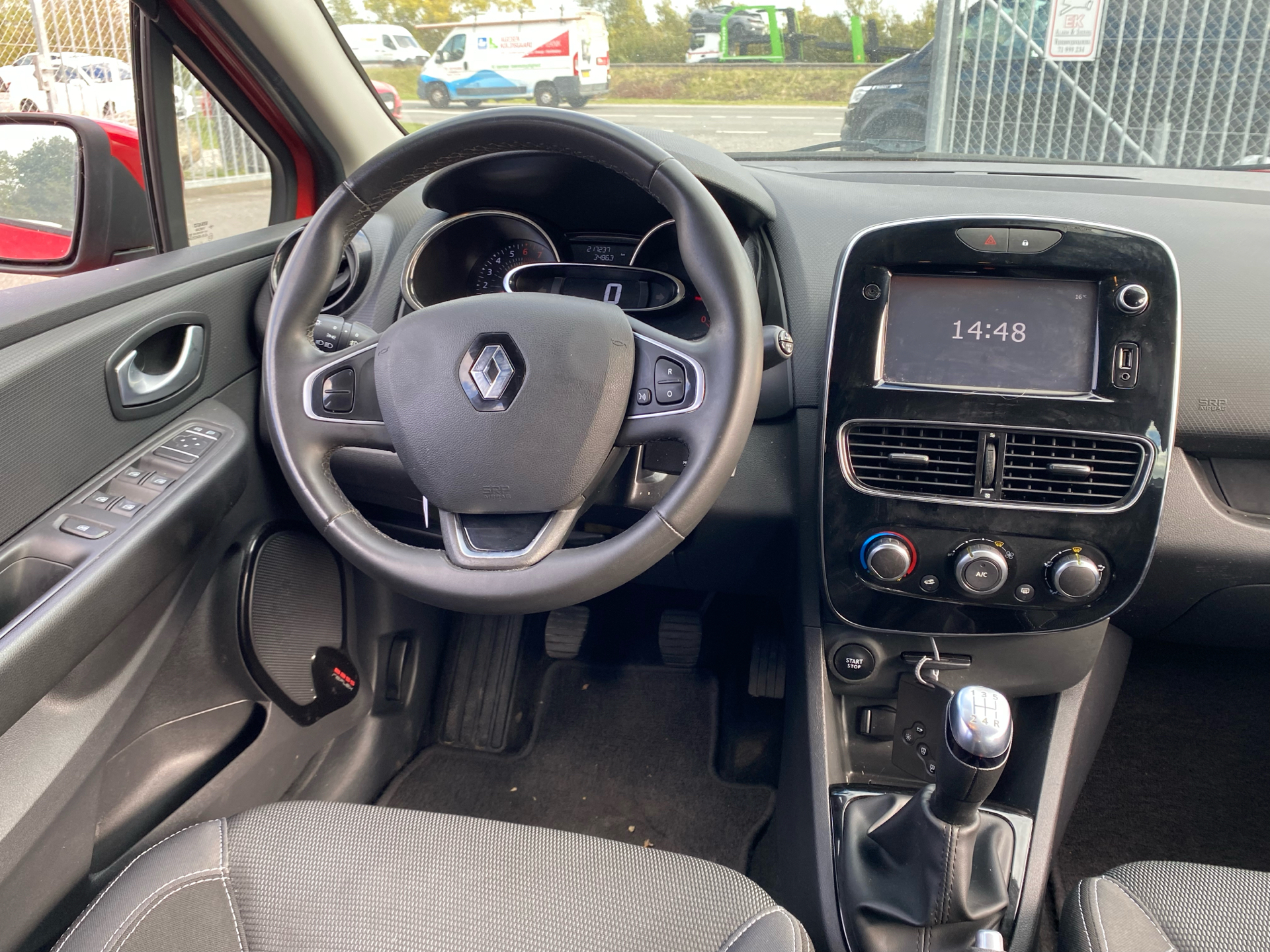 Billede af Renault Clio Sport Tourer 0,9 Energy TCe Zen 90HK Stc