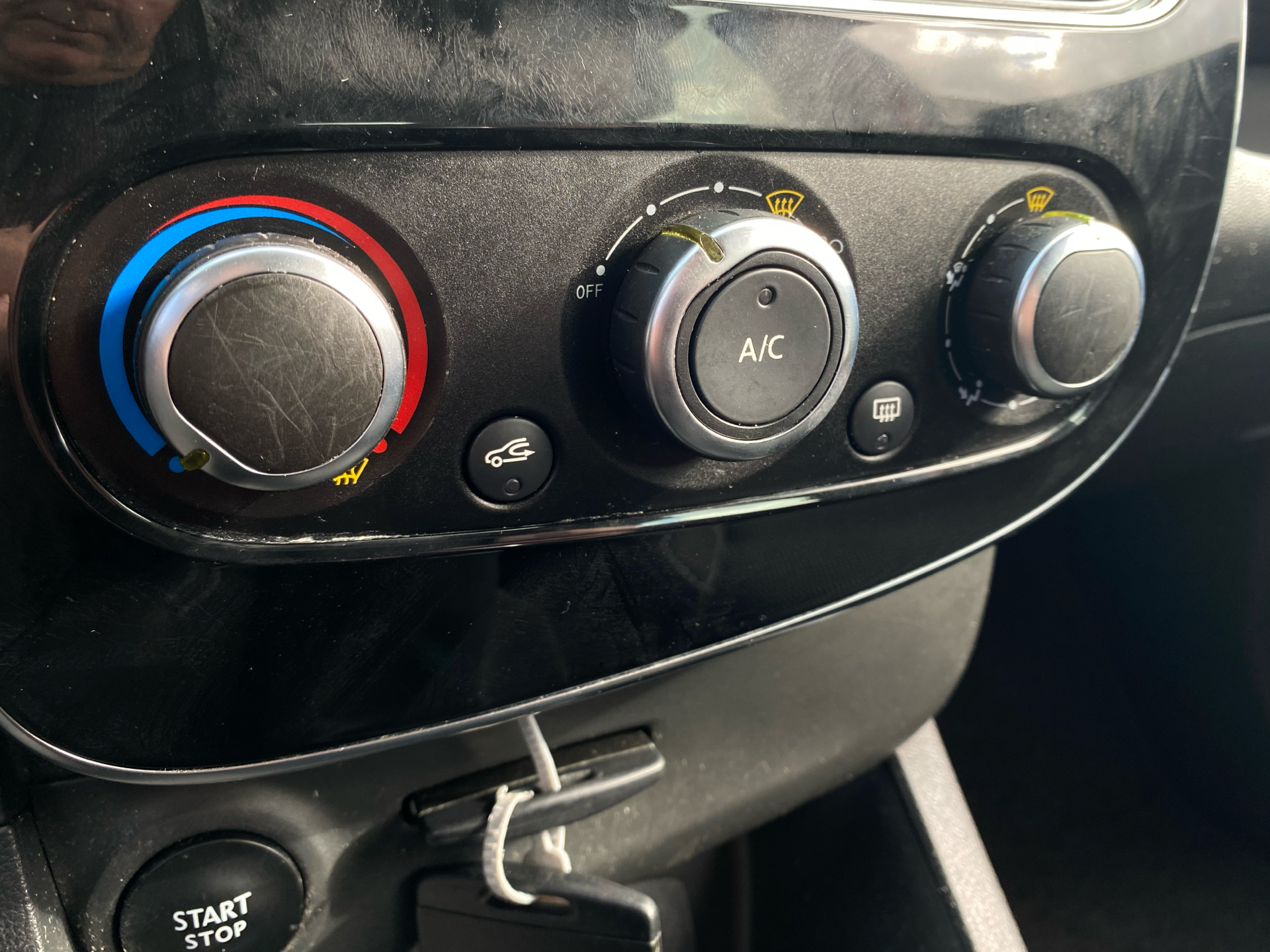 Billede af Renault Clio Sport Tourer 0,9 Energy TCe Zen 90HK Stc