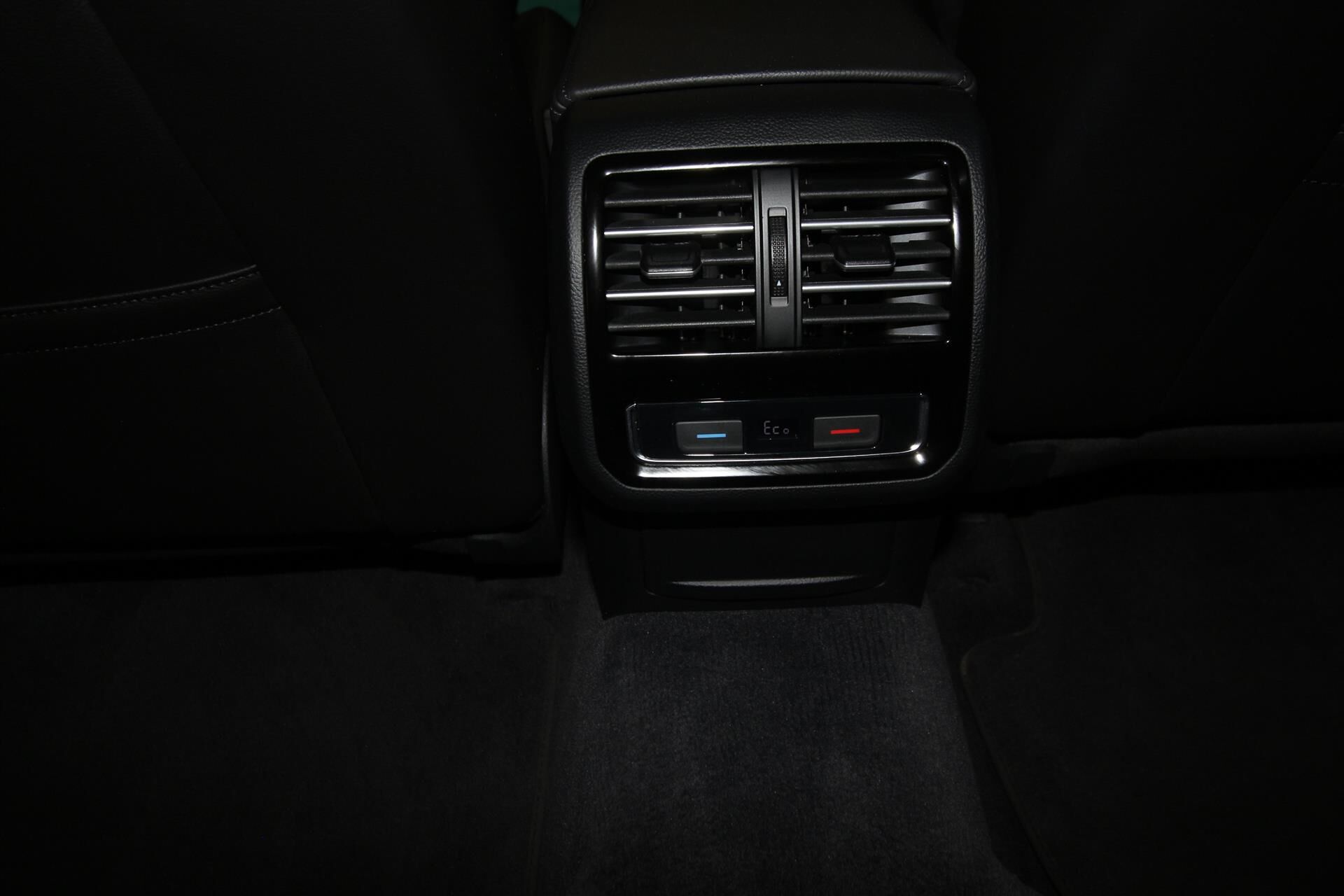 Billede af VW Passat Variant 1,4 TSI  Plugin-hybrid GTE DSG 218HK Stc 6g Aut.
