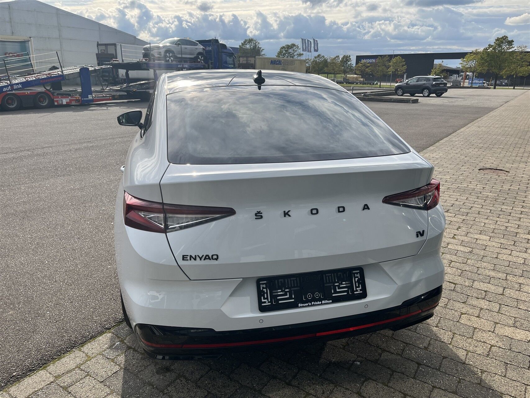 Billede af Skoda Enyaq iV Coupe EL RS 4x4 299HK 5d Aut.