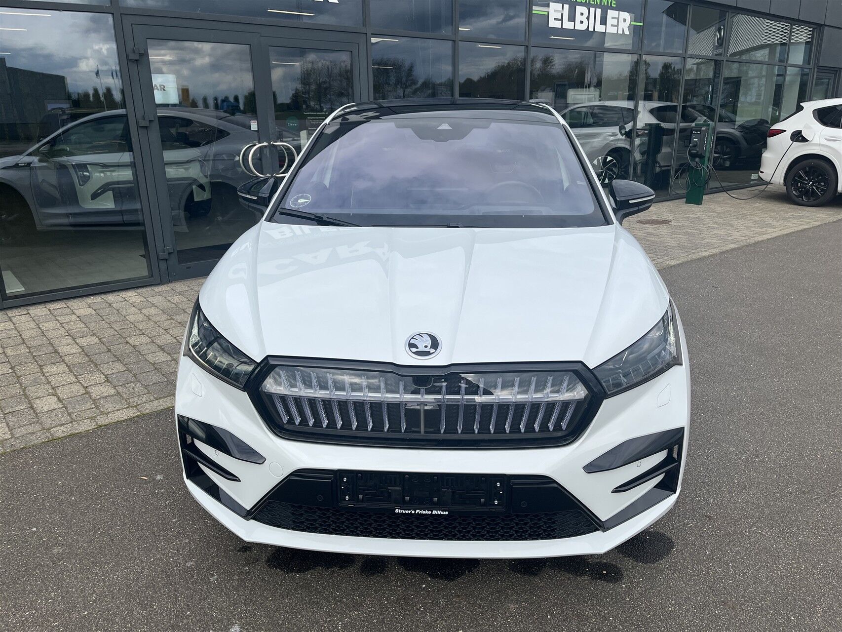 Billede af Skoda Enyaq iV Coupe EL RS 4x4 299HK 5d Aut.