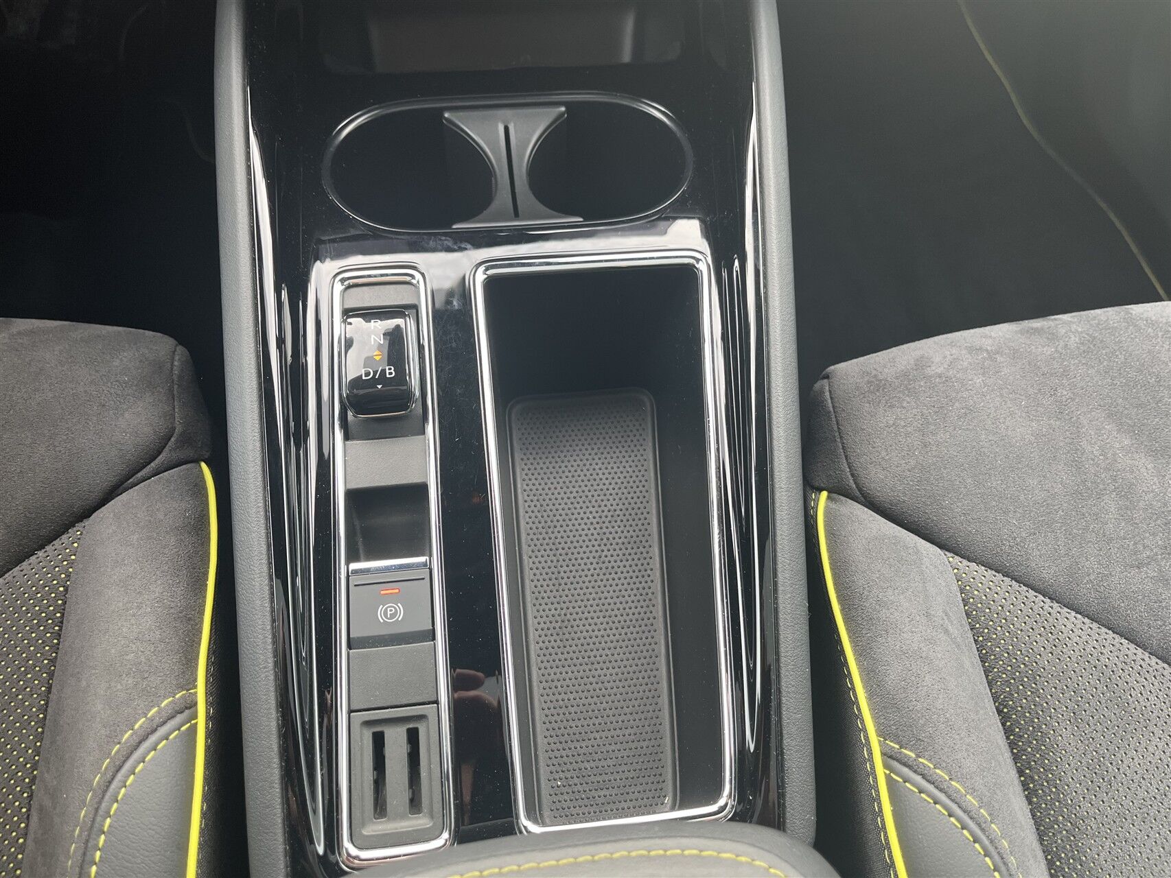 Billede af Skoda Enyaq iV Coupe EL RS 4x4 299HK 5d Aut.