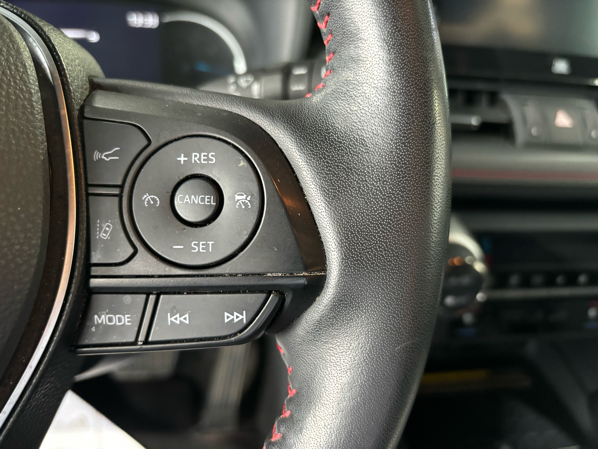 Billede af Toyota RAV4 Plug-in 2,5 Plugin-hybrid H3 Executive AWD 306HK 5d 6g Aut.