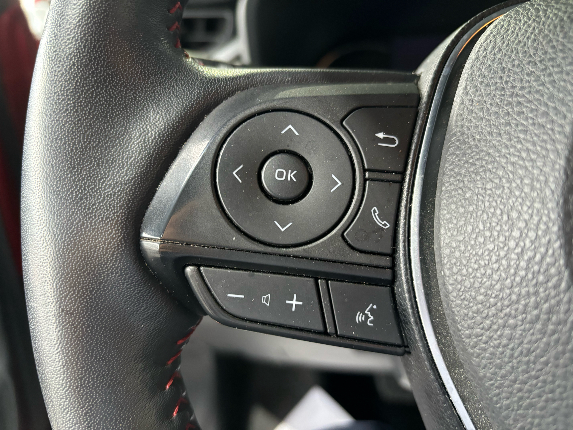 Billede af Toyota RAV4 Plug-in 2,5 Plugin-hybrid H3 Executive AWD 306HK 5d 6g Aut.