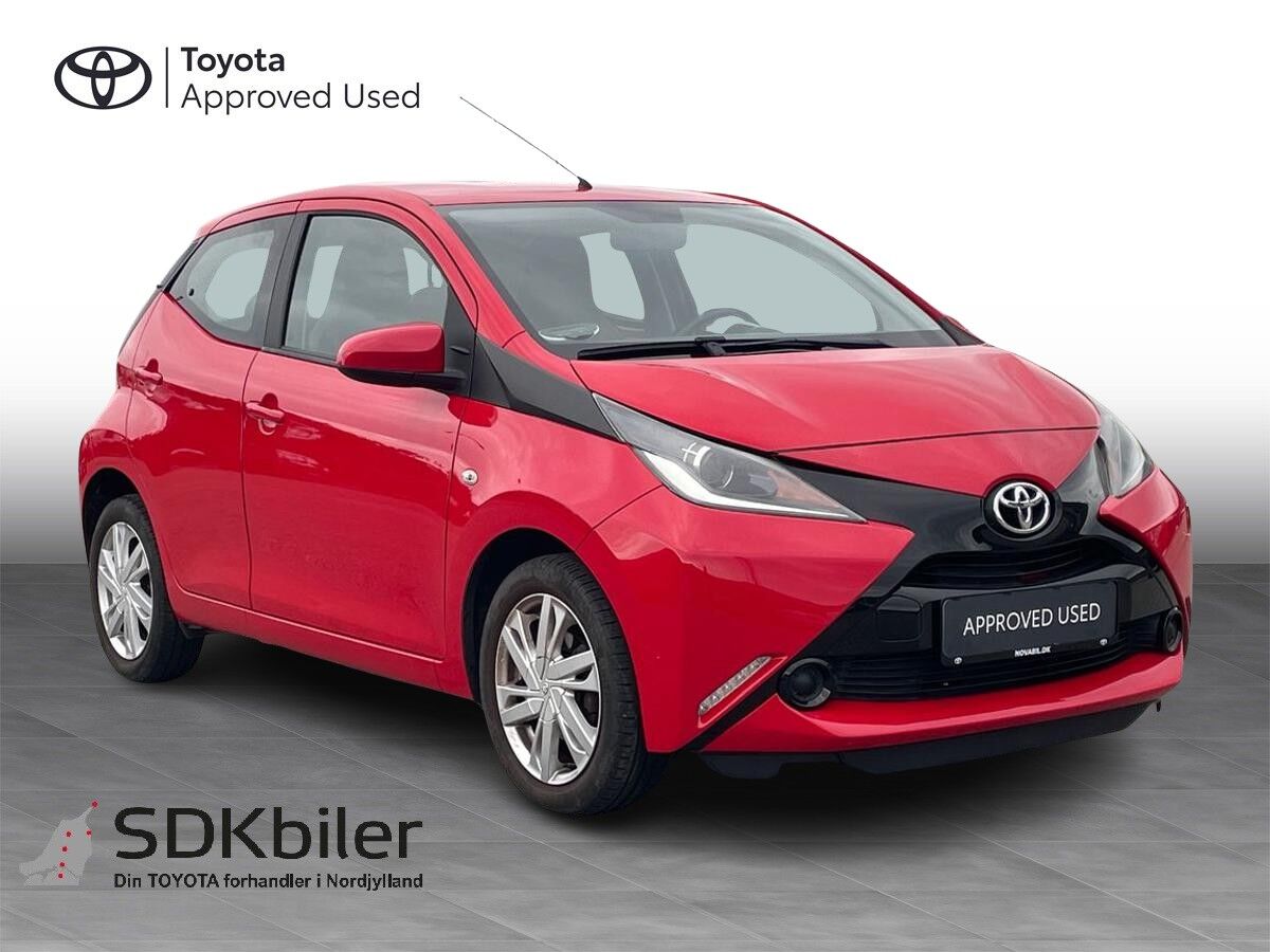 Billede af Toyota Aygo 1,0 VVT-I X-Play + X-Touch 69HK 5d