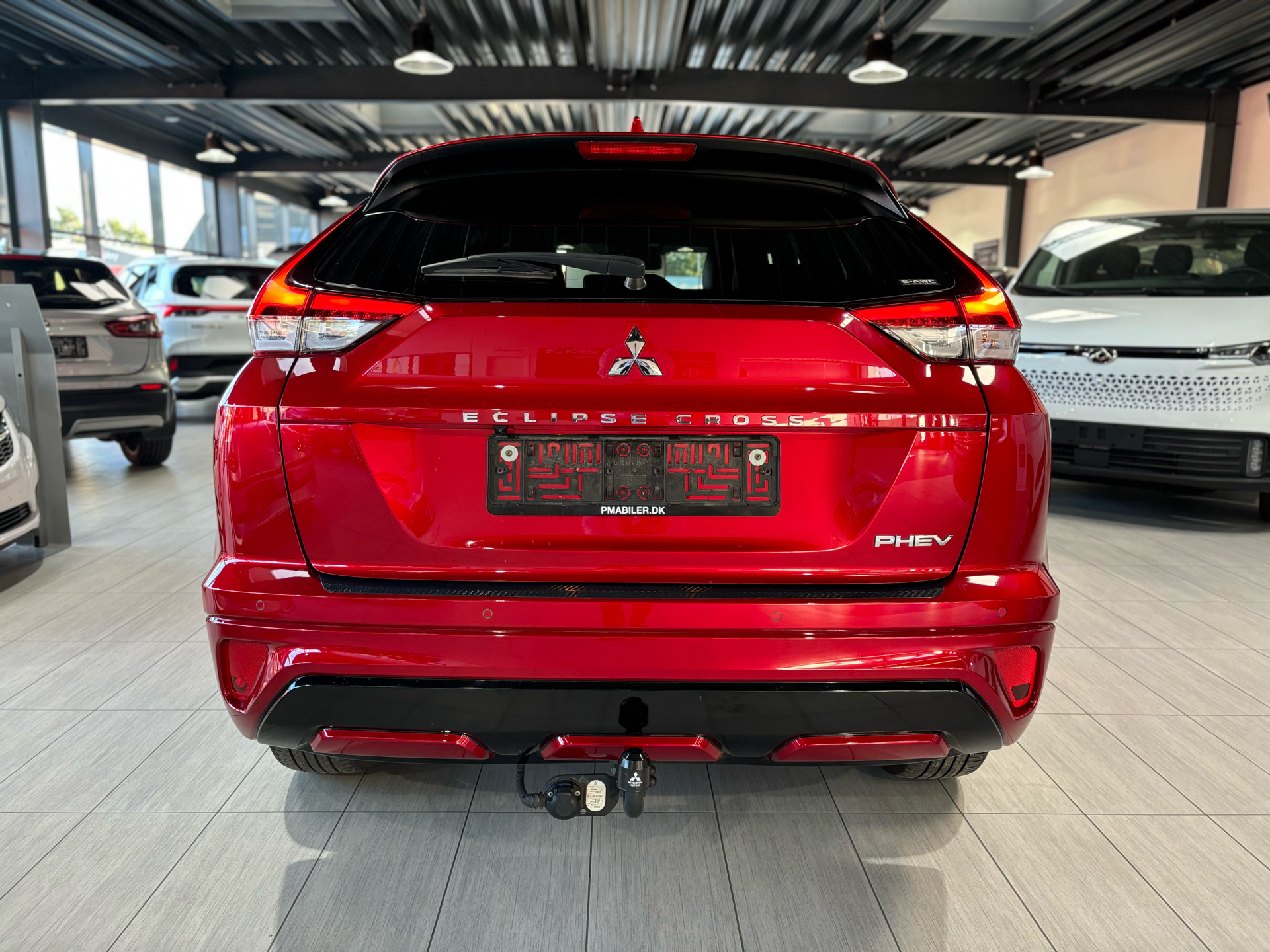 Billede af Mitsubishi Eclipse Cross 2,4 Plugin-hybrid Instyle 4WD 188HK 5d Trinl. Gear