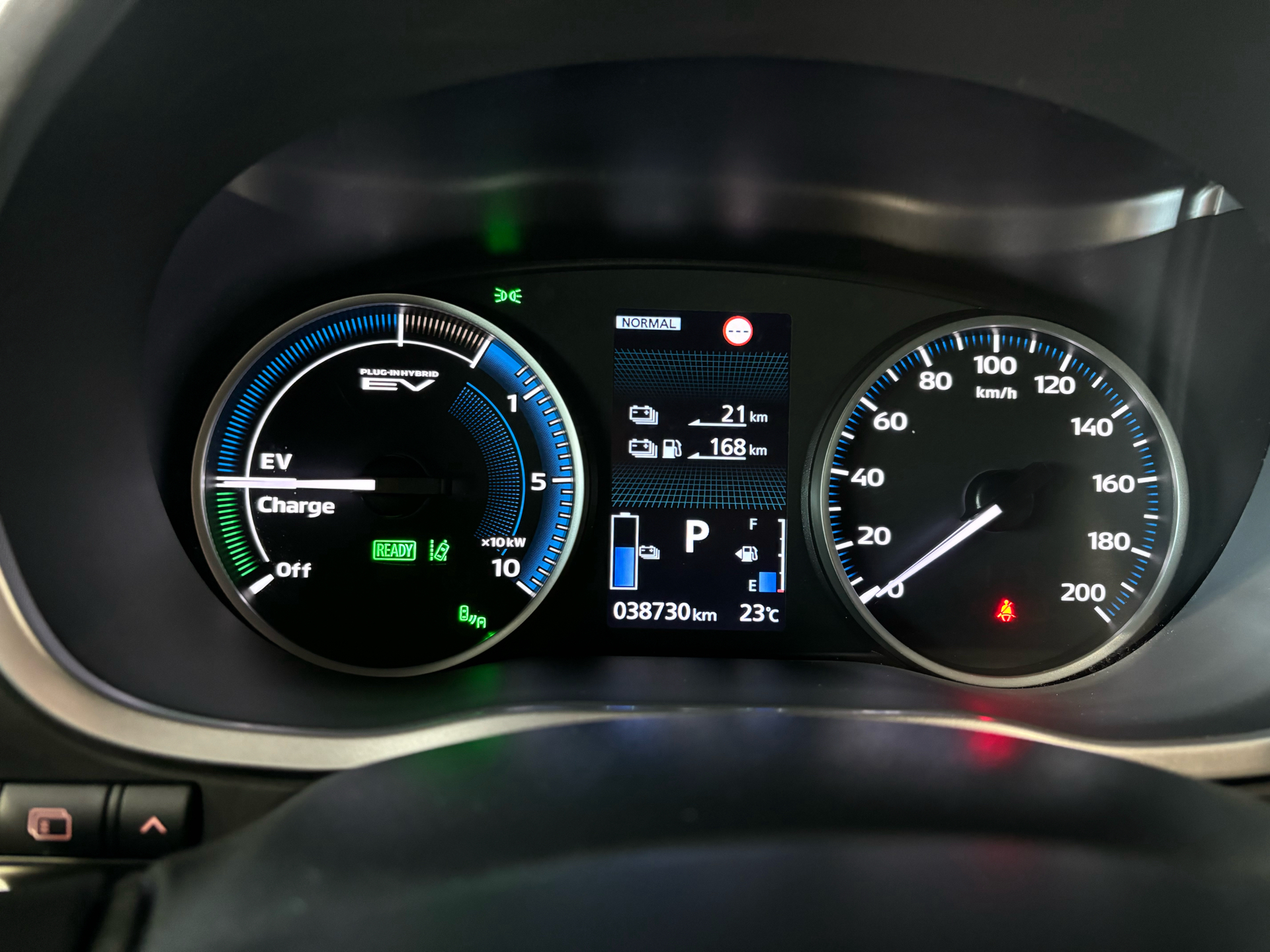 Billede af Mitsubishi Eclipse Cross 2,4 Plugin-hybrid Instyle 4WD 188HK 5d Trinl. Gear