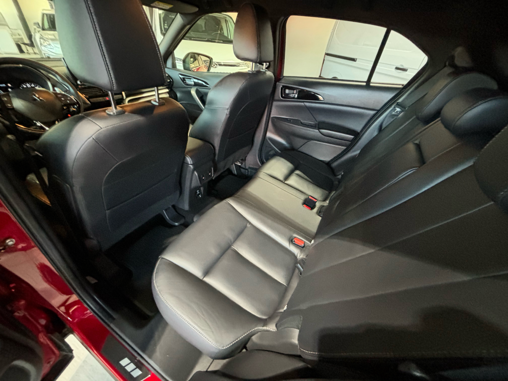 Billede af Mitsubishi Eclipse Cross 2,4 Plugin-hybrid Instyle 4WD 188HK 5d Trinl. Gear