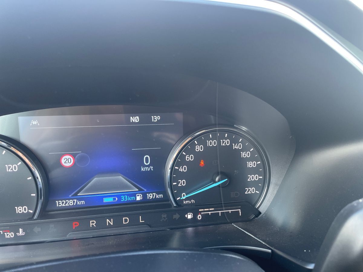 Billede af Ford Kuga 2,5 Plugin-hybrid Titanium CVT 225HK 5d Trinl. Gear